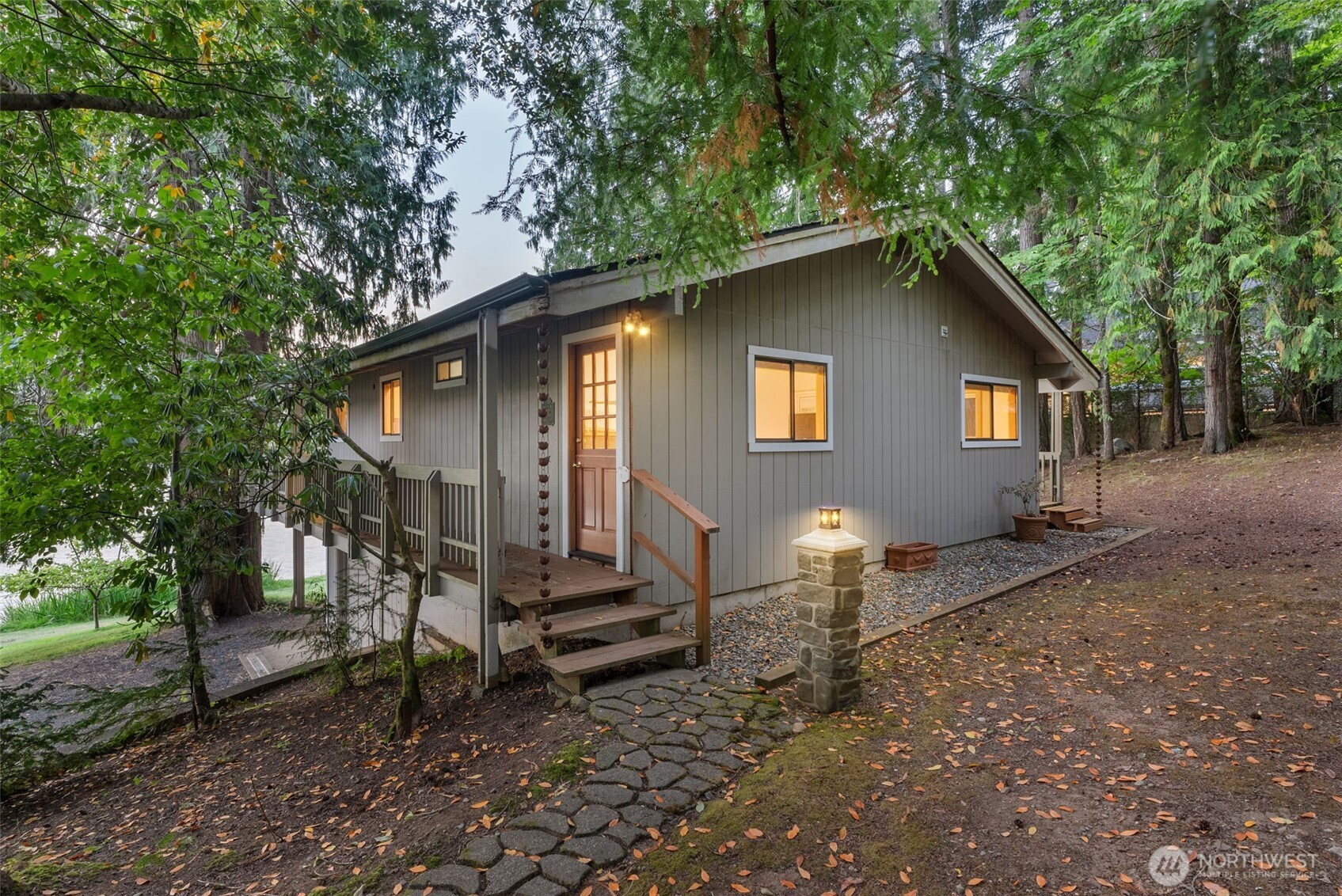 2147 Summit Lake Shore Road NW