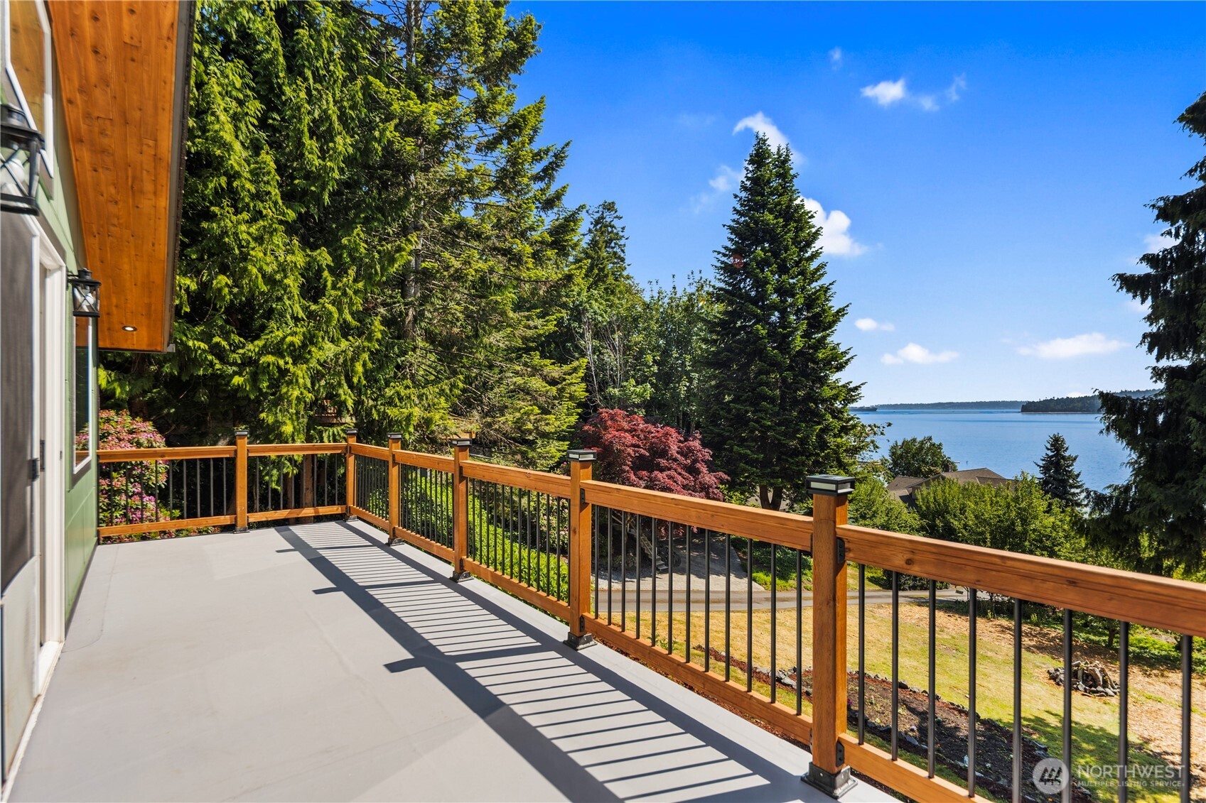 1313 Colchester Drive SE