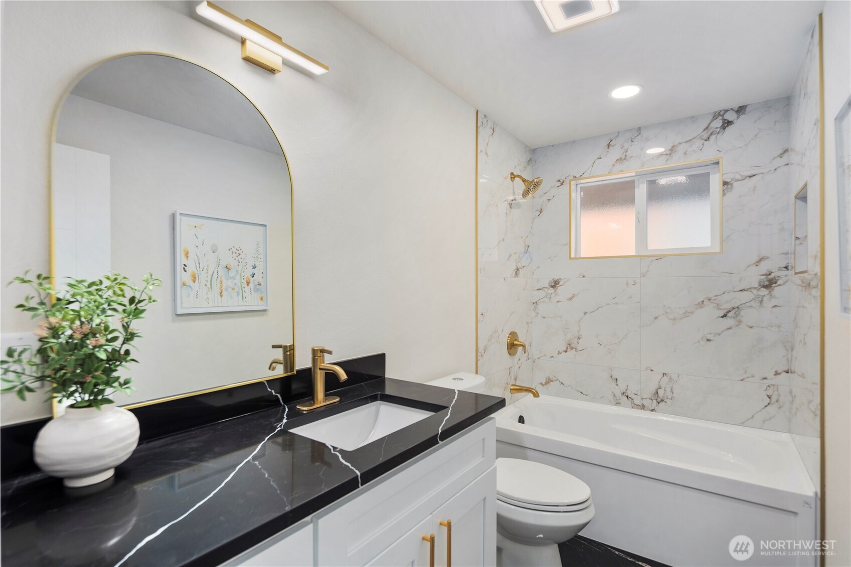 1313 Colchester Drive SE