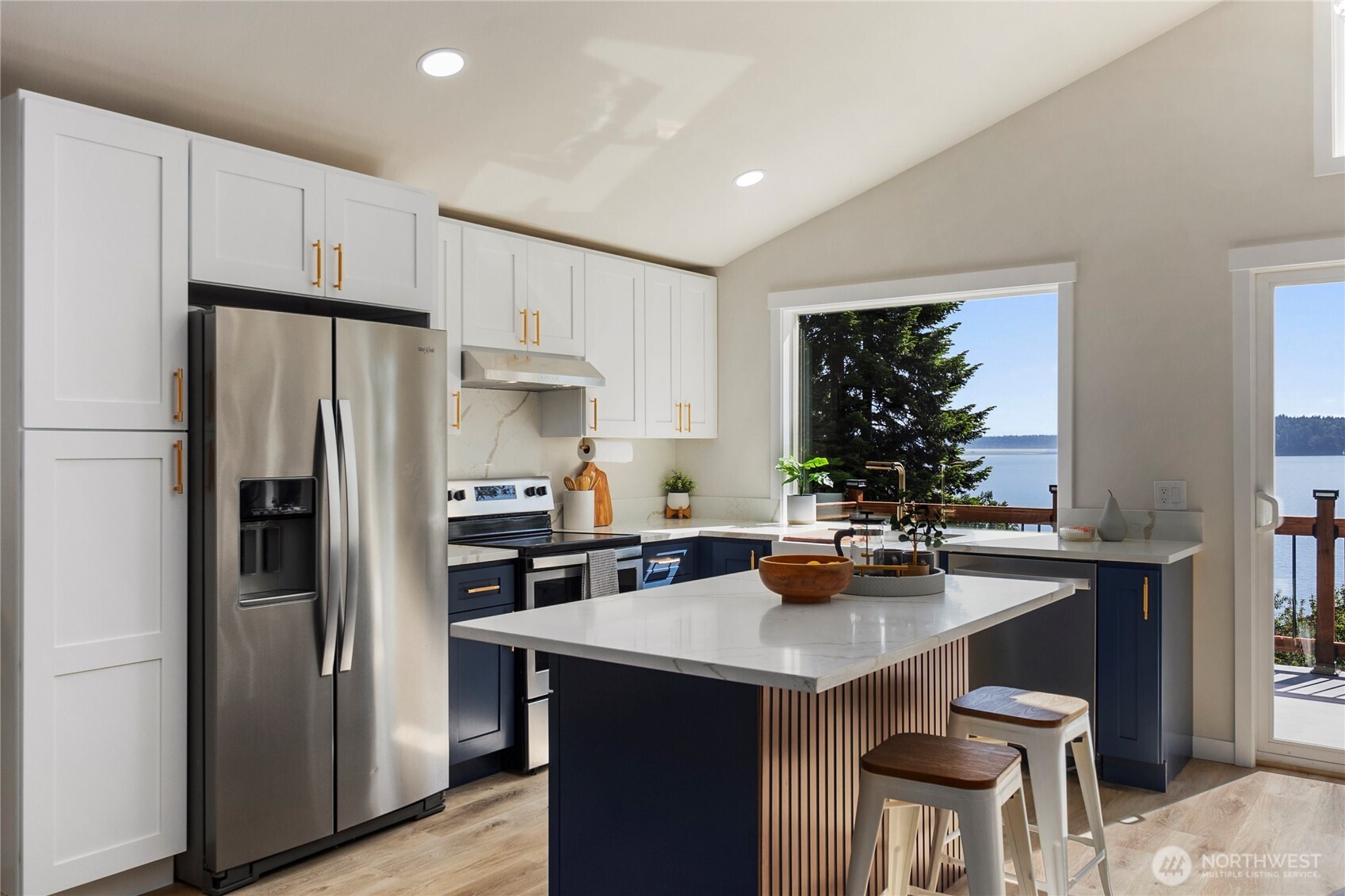 1313 Colchester Drive SE