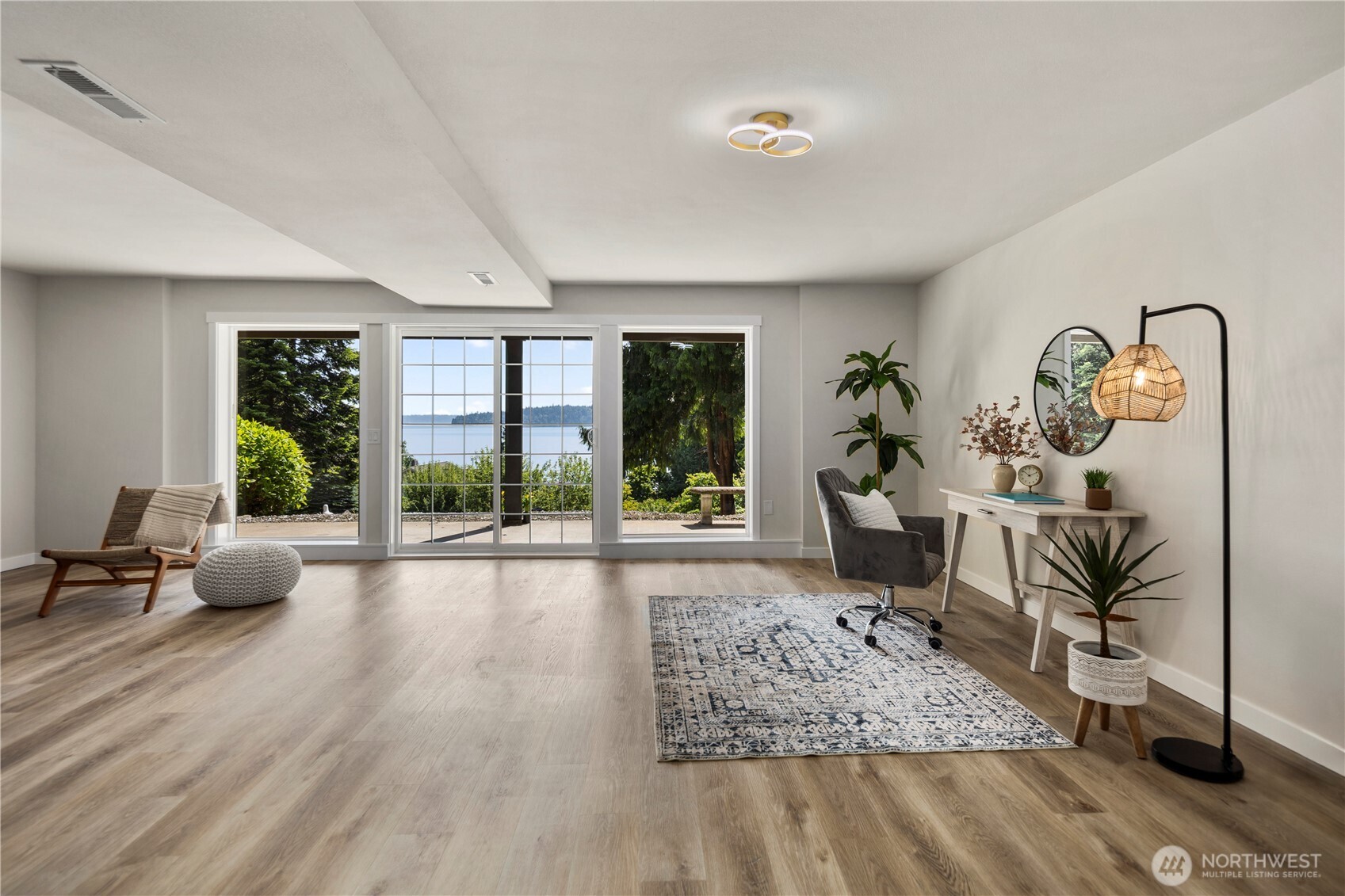 1313 Colchester Drive SE