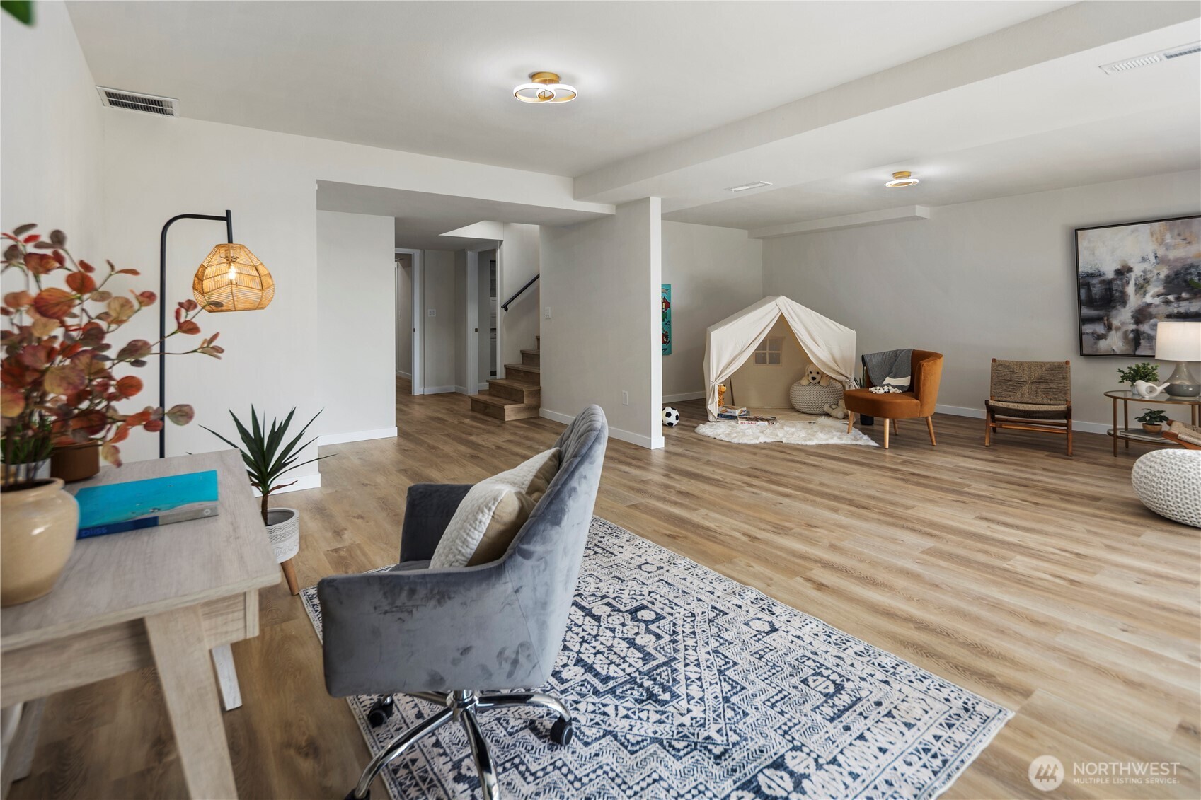 1313 Colchester Drive SE