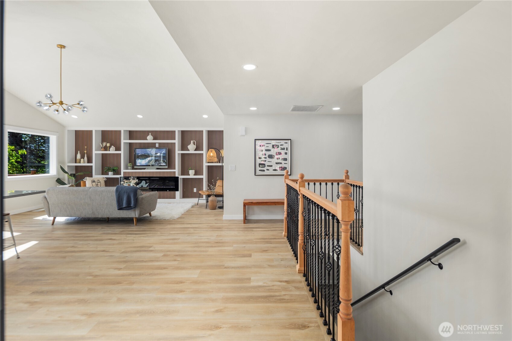 1313 Colchester Drive SE