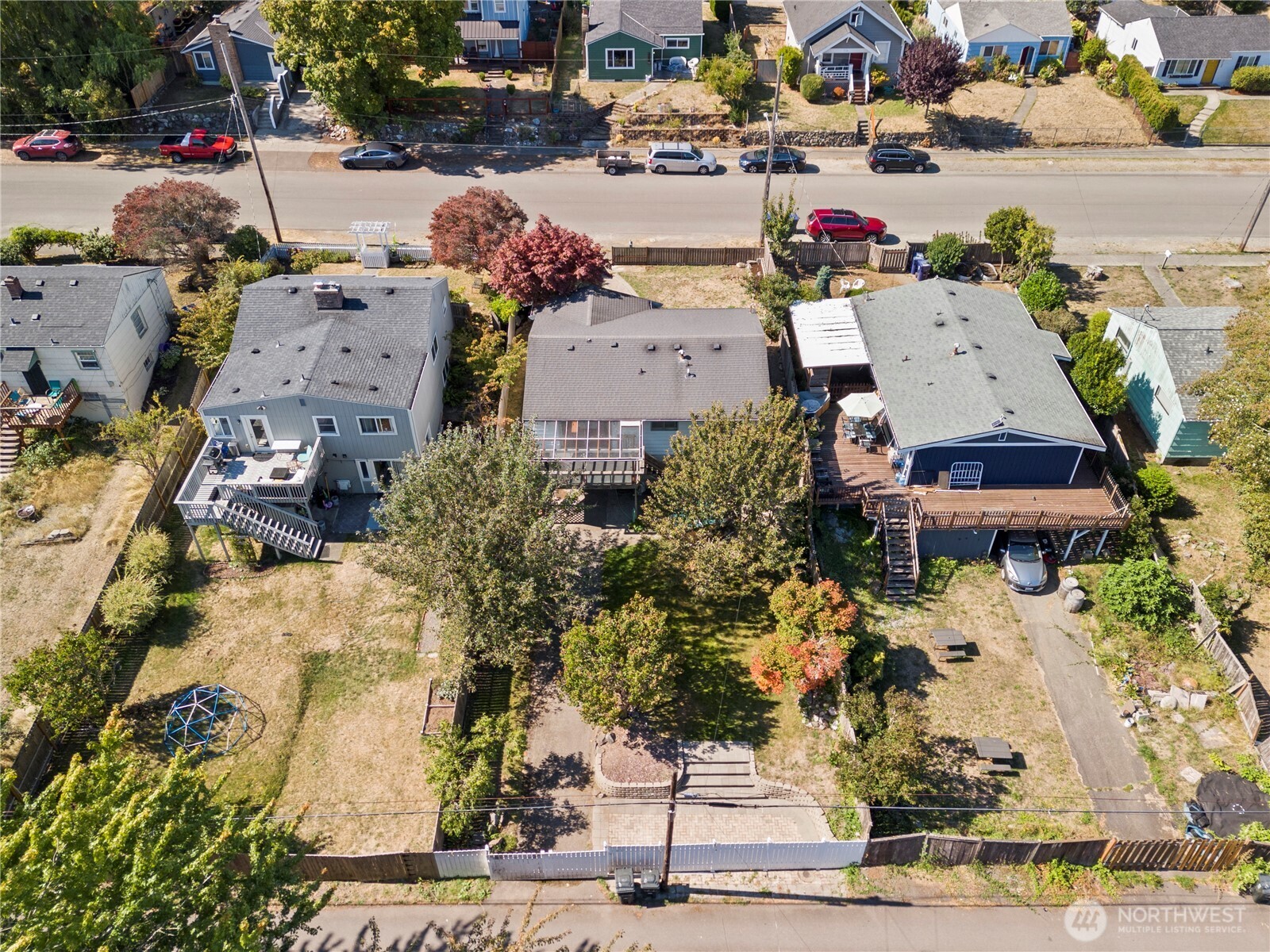 3121 N Huson Street