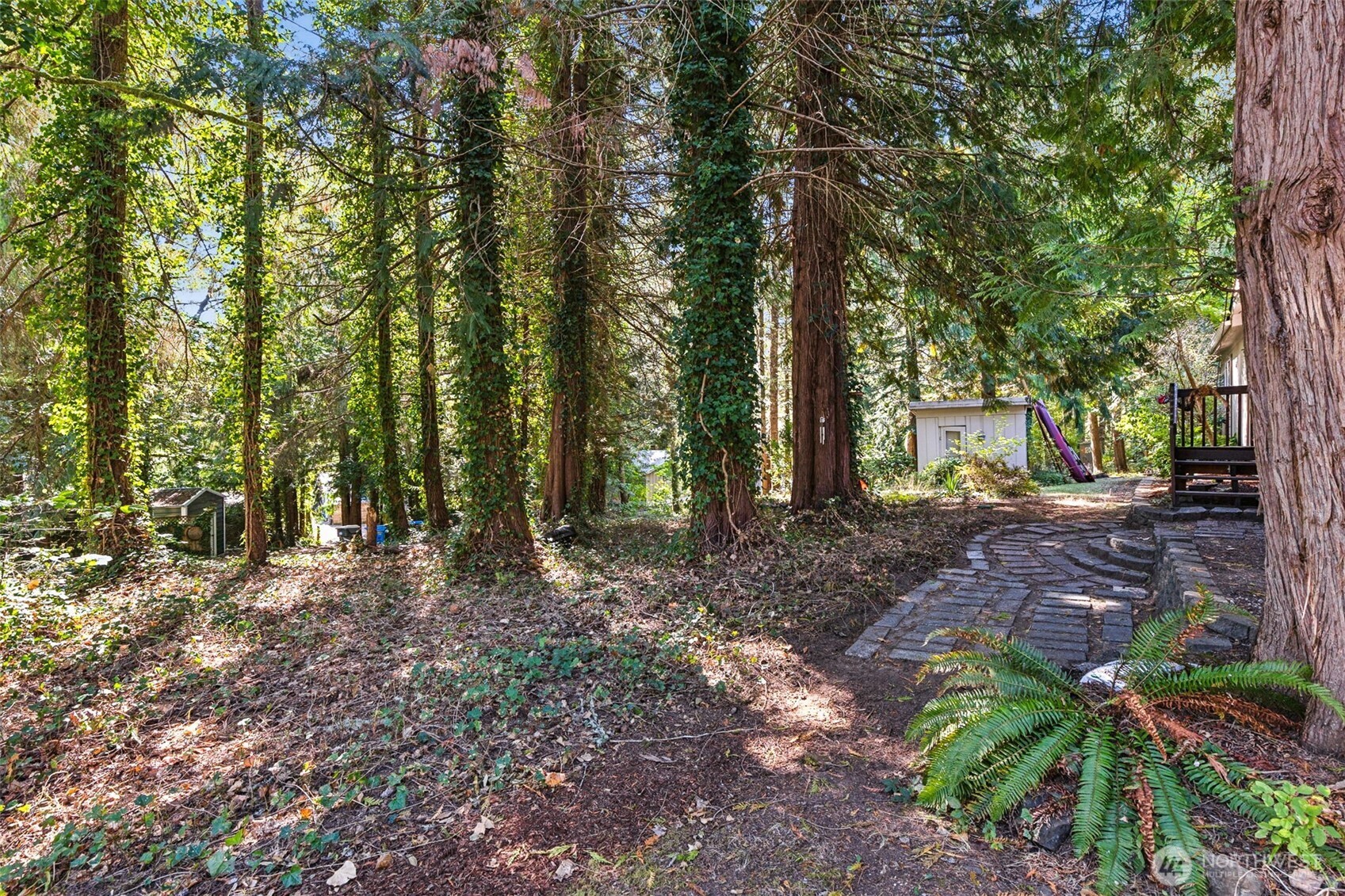 8243 Cedarwood Street SE