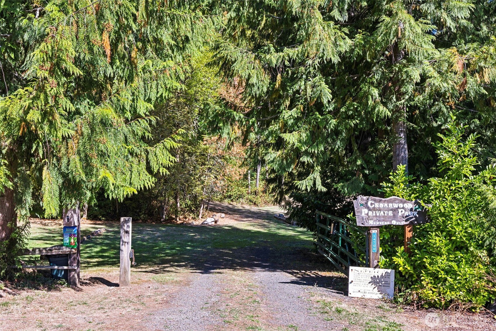 8243 Cedarwood Street SE