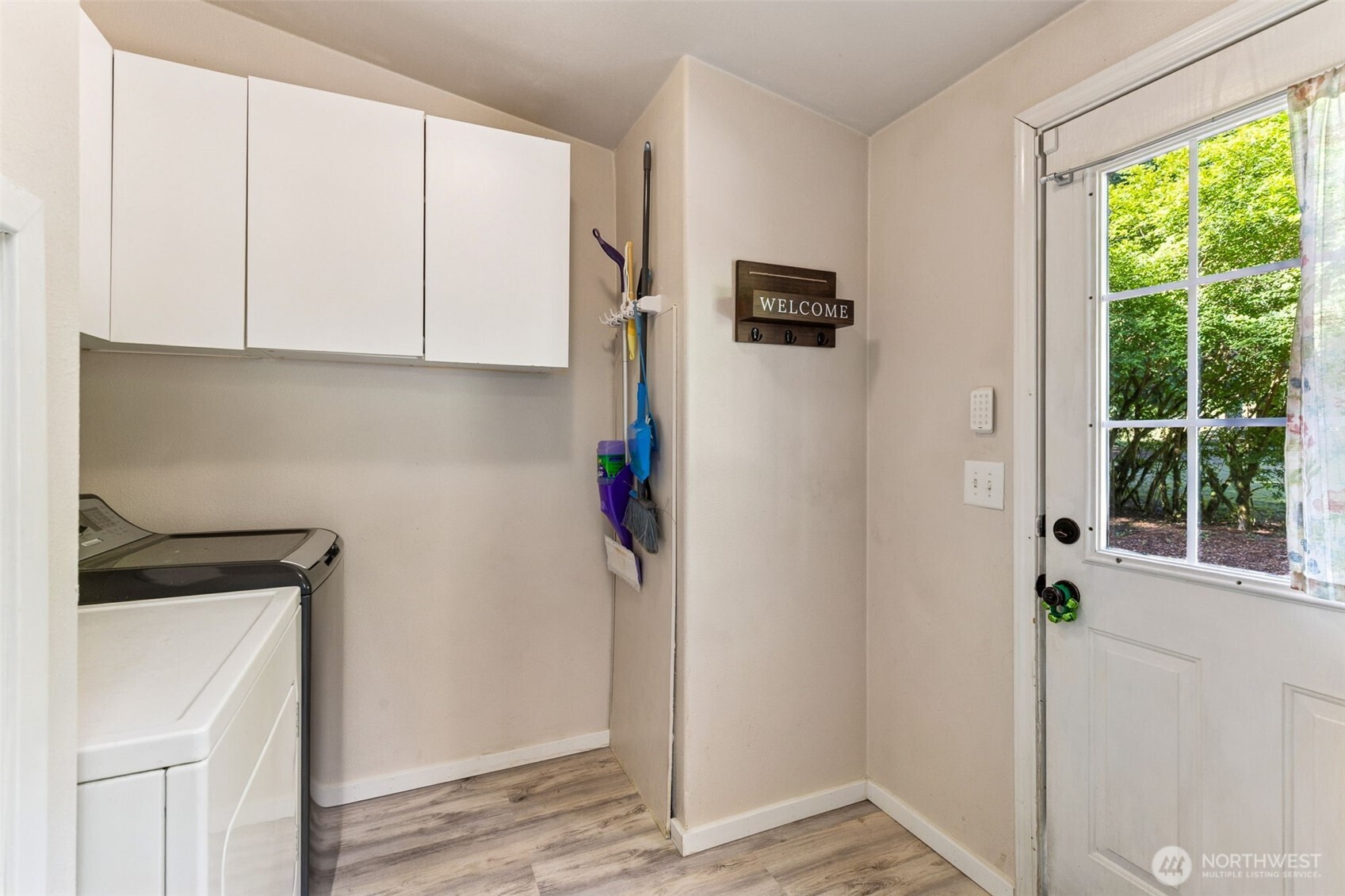 8243 Cedarwood Street SE