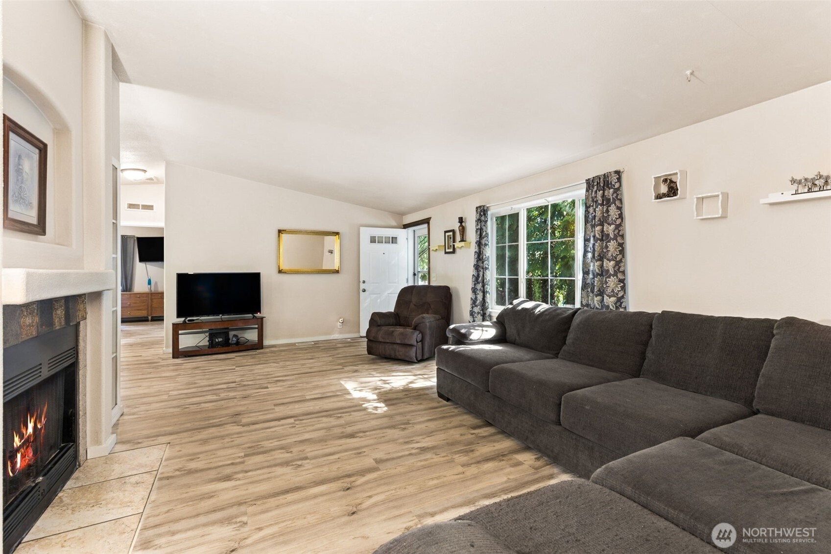 8243 Cedarwood Street SE