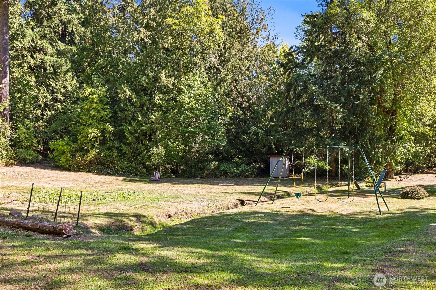 8243 Cedarwood Street SE