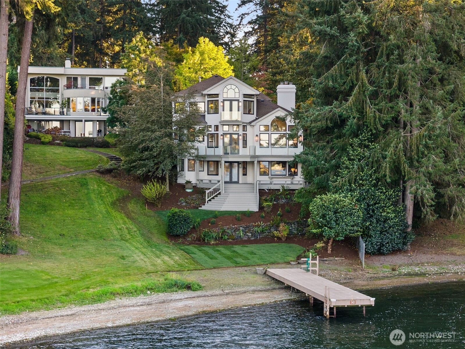 11428 Gravelly Lake Drive SW