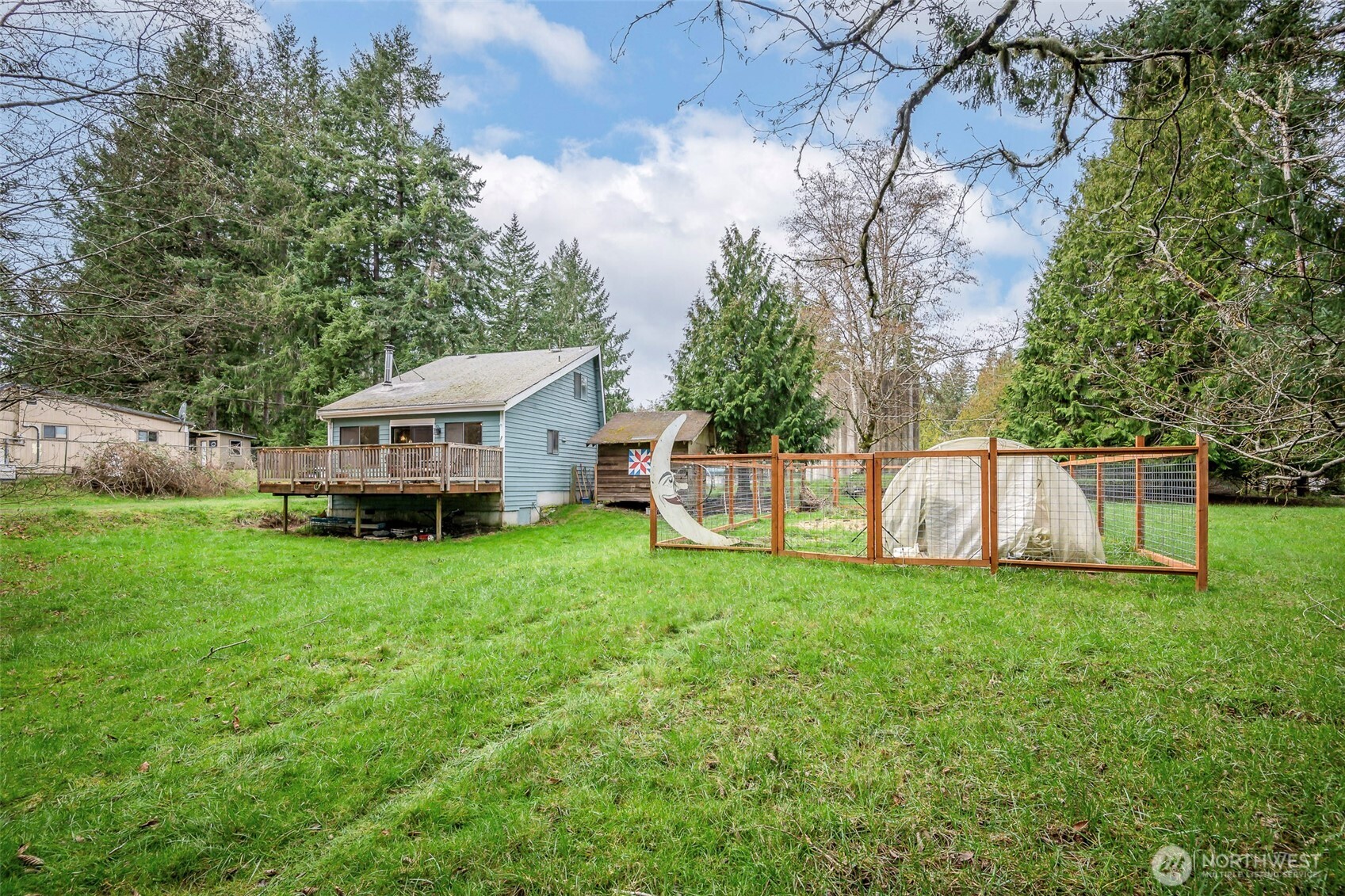 406 E Madrona Drive