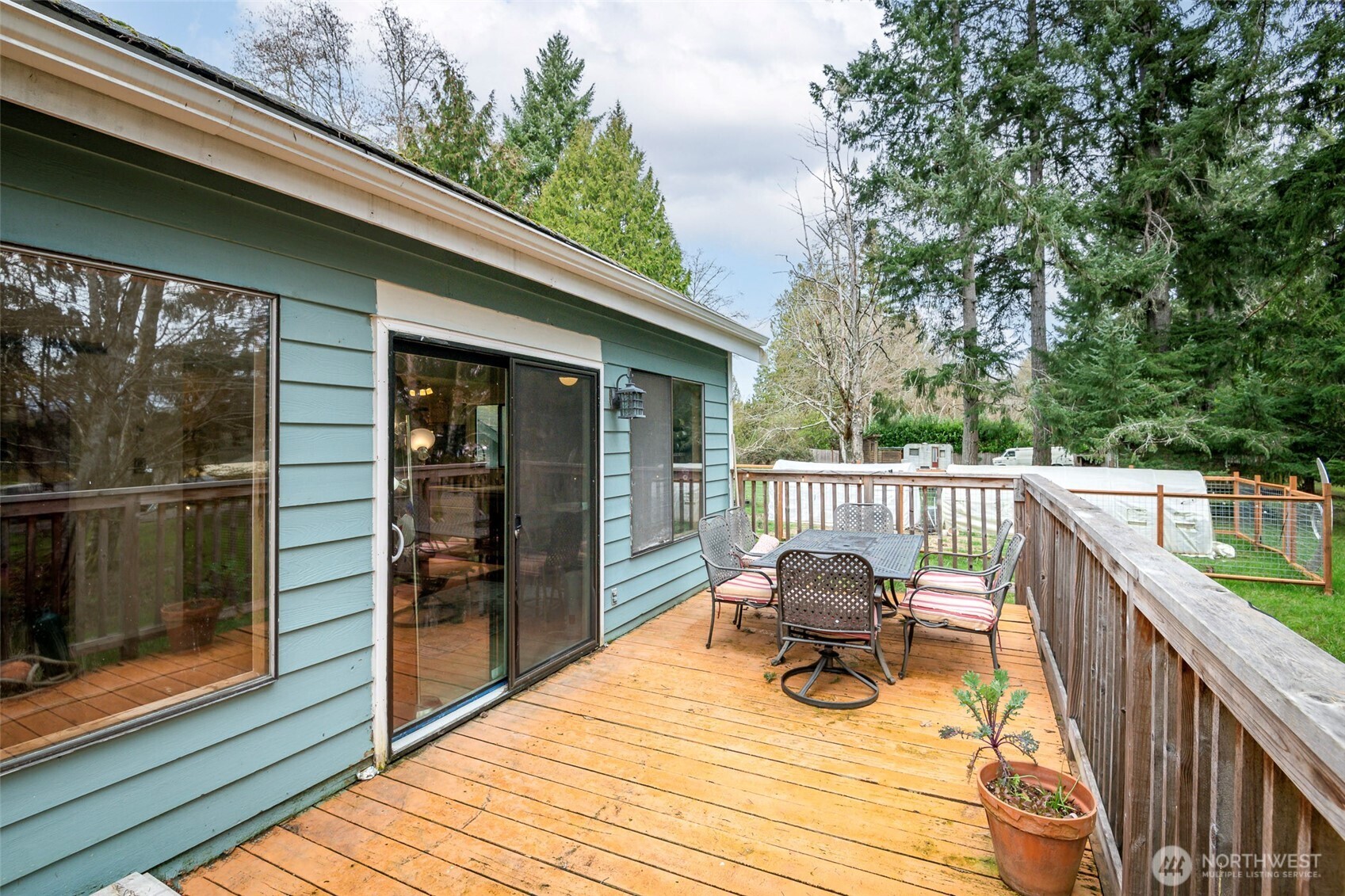 406 E Madrona Drive