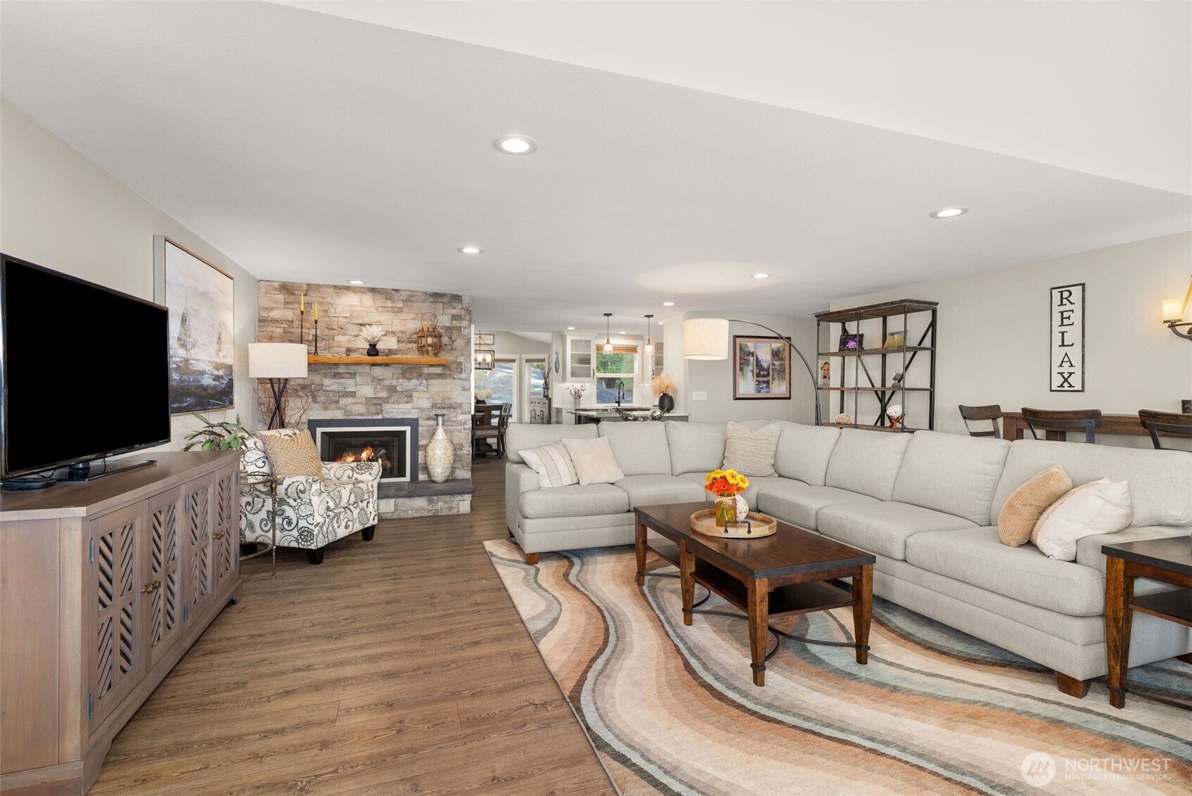 6321 Elizan Drive NW