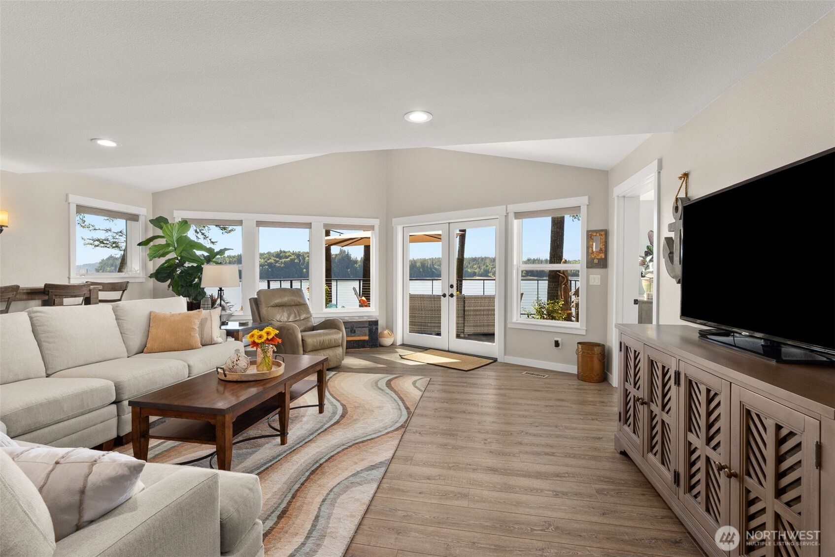 6321 Elizan Drive NW