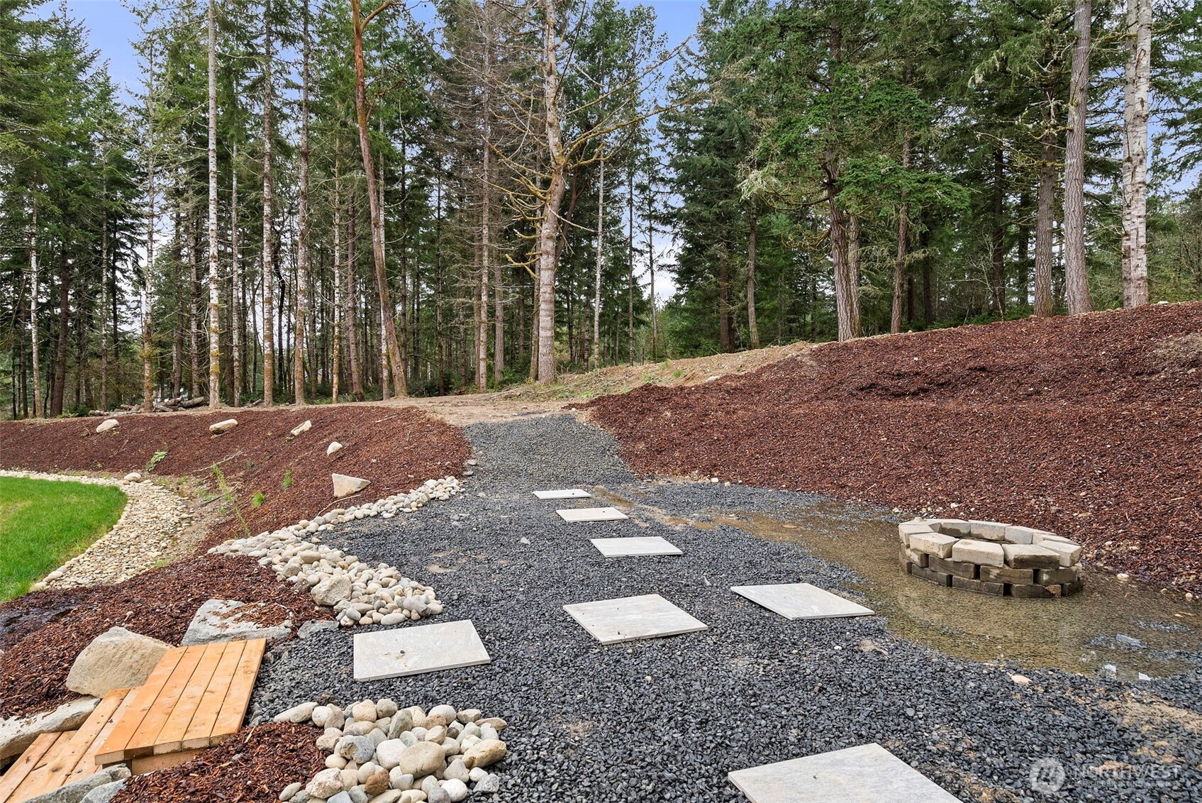 812 Tiedeman Road NW