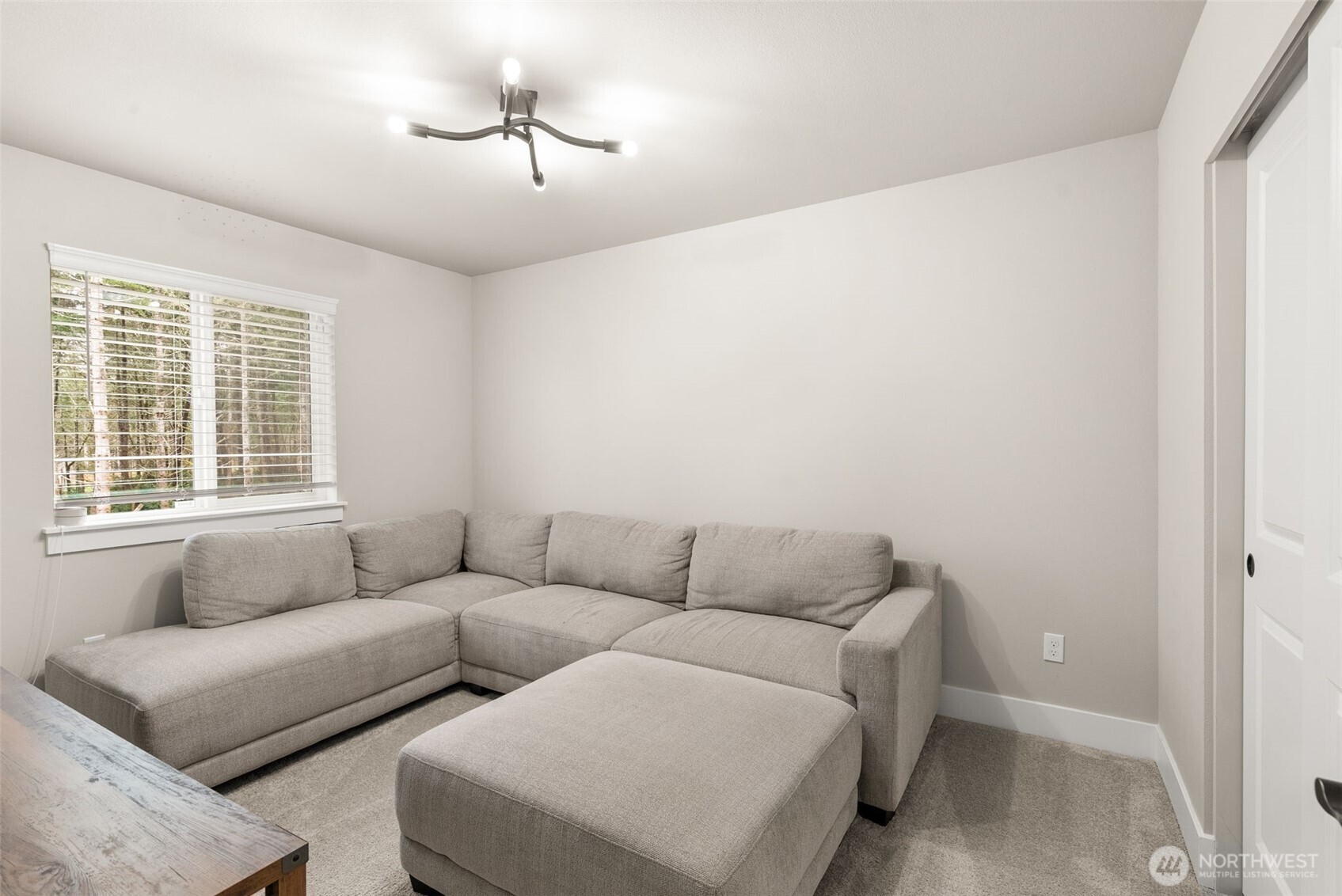 812 Tiedeman Road NW