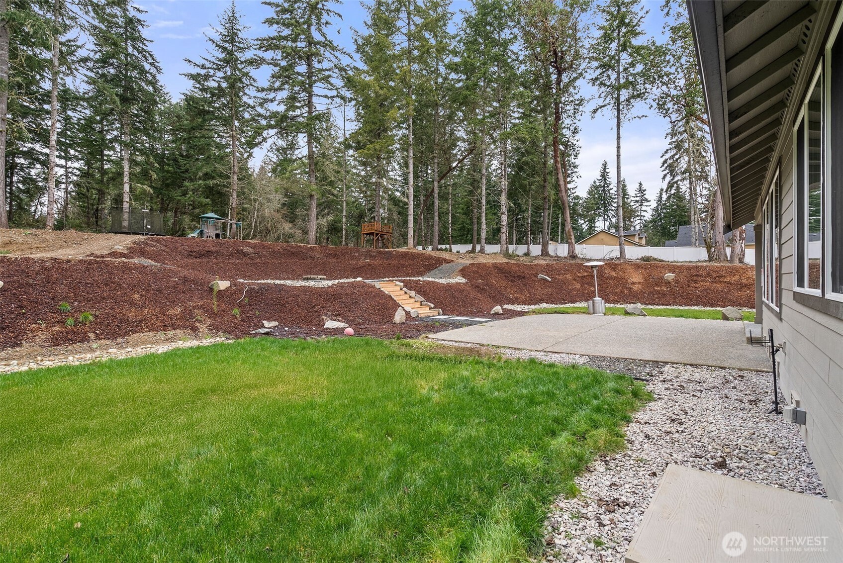 812 Tiedeman Road NW