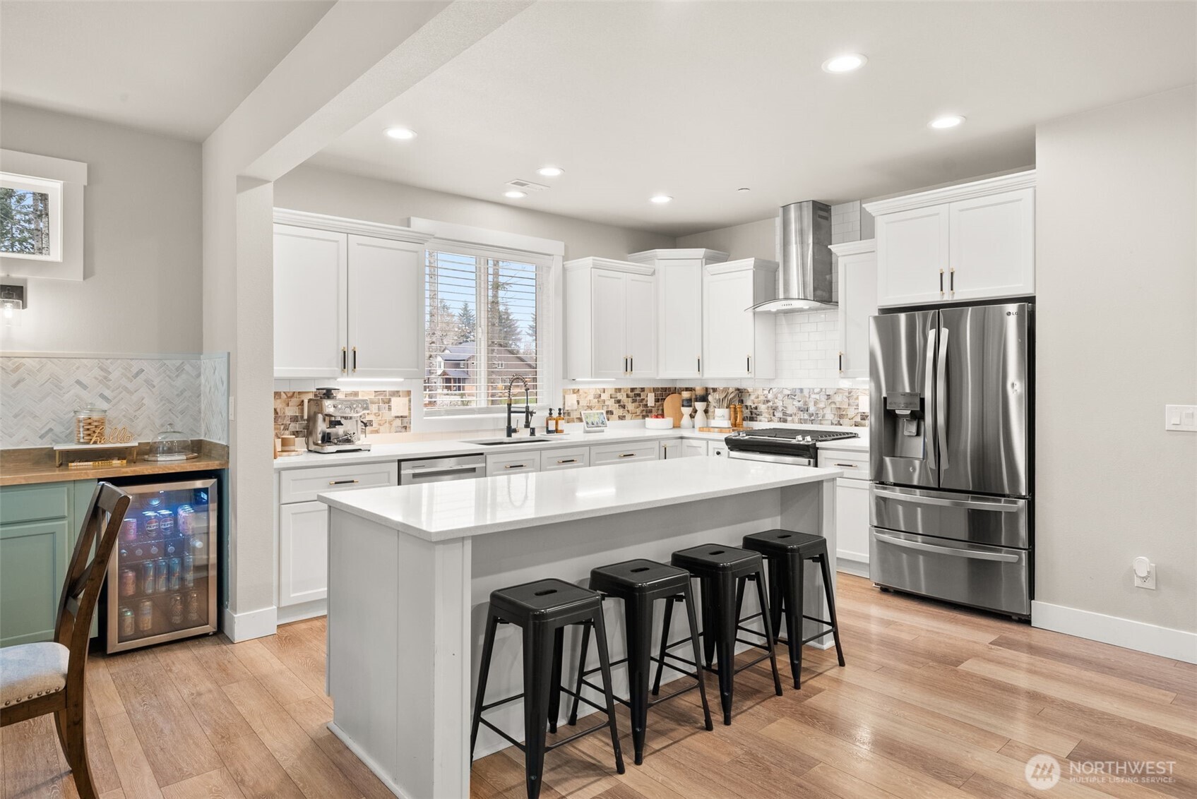 812 Tiedeman Road NW