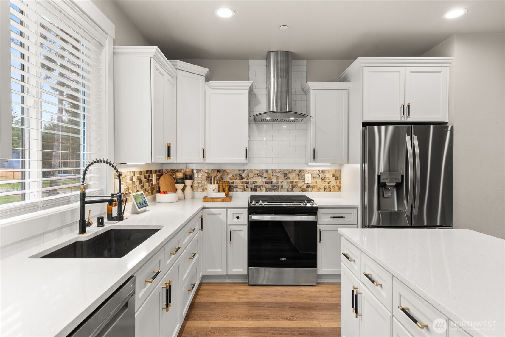 812 Tiedeman Road NW