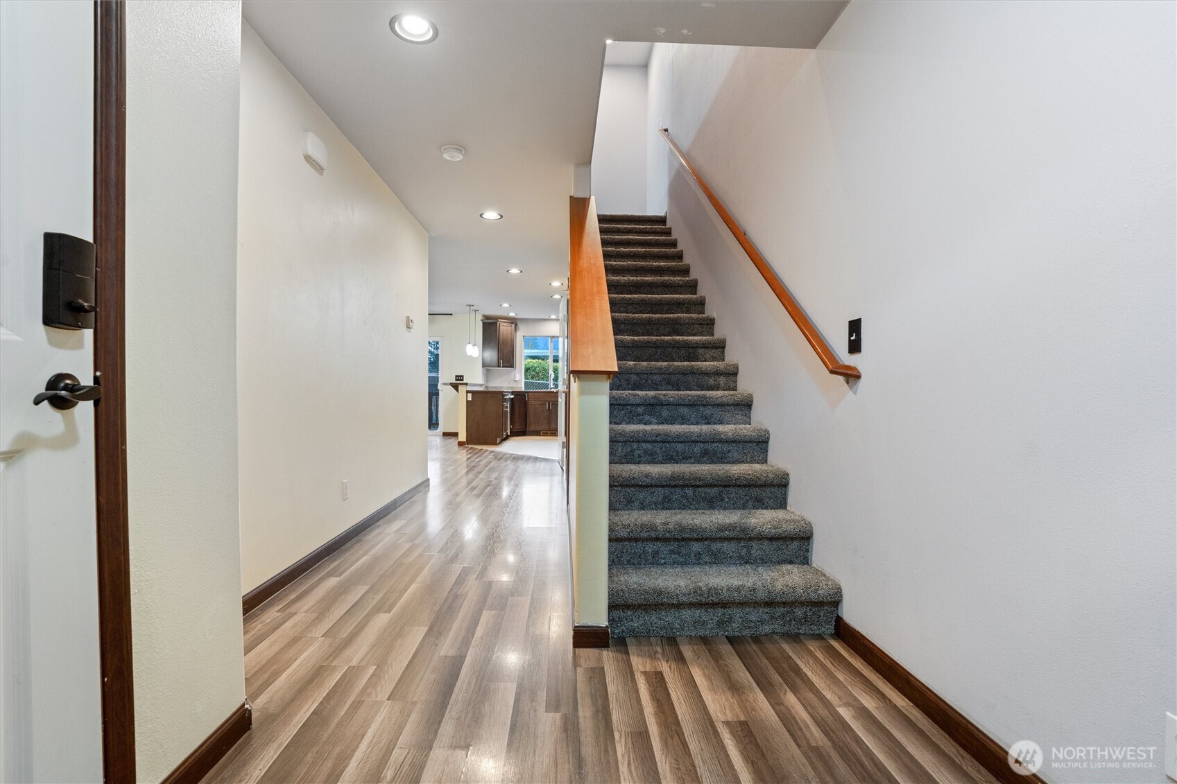 755 Glenridge Court