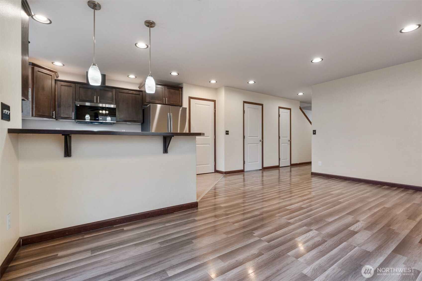 755 Glenridge Court
