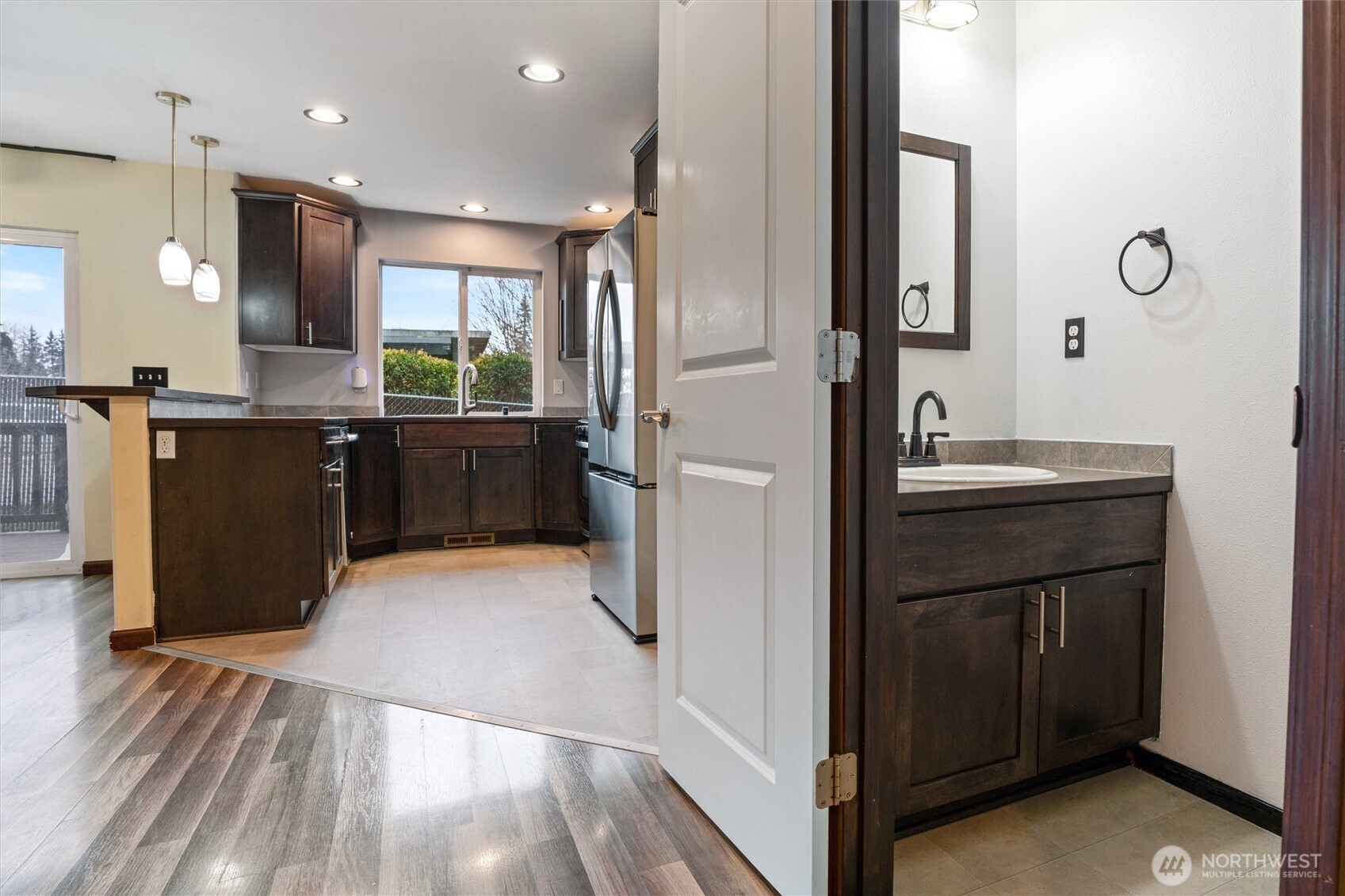 755 Glenridge Court