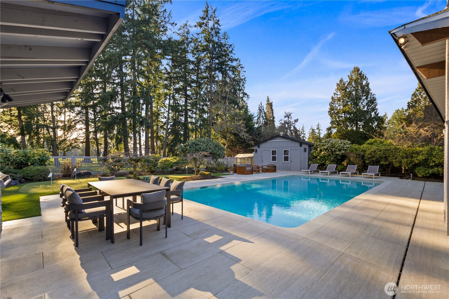 27 Forest Glen Lane SW