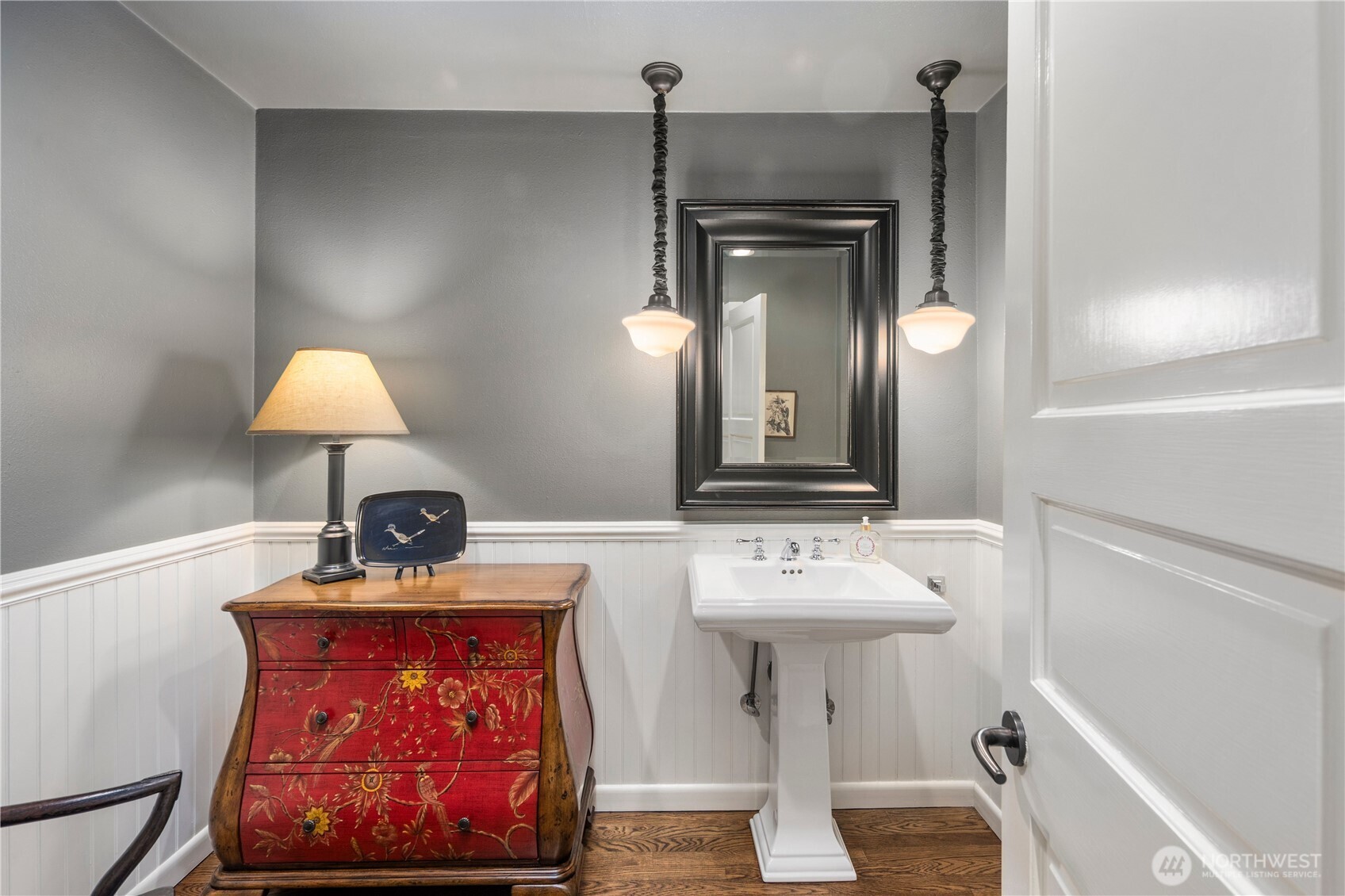 27 Forest Glen Lane SW