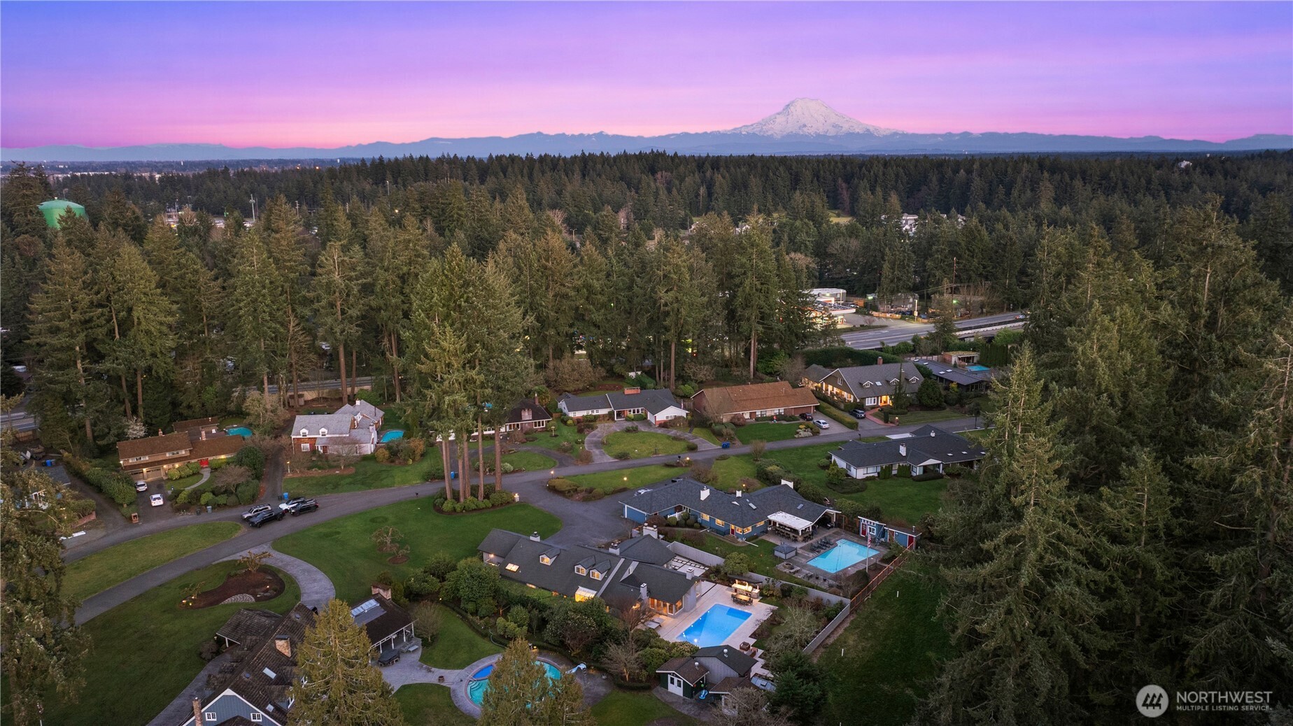 27 Forest Glen Lane SW