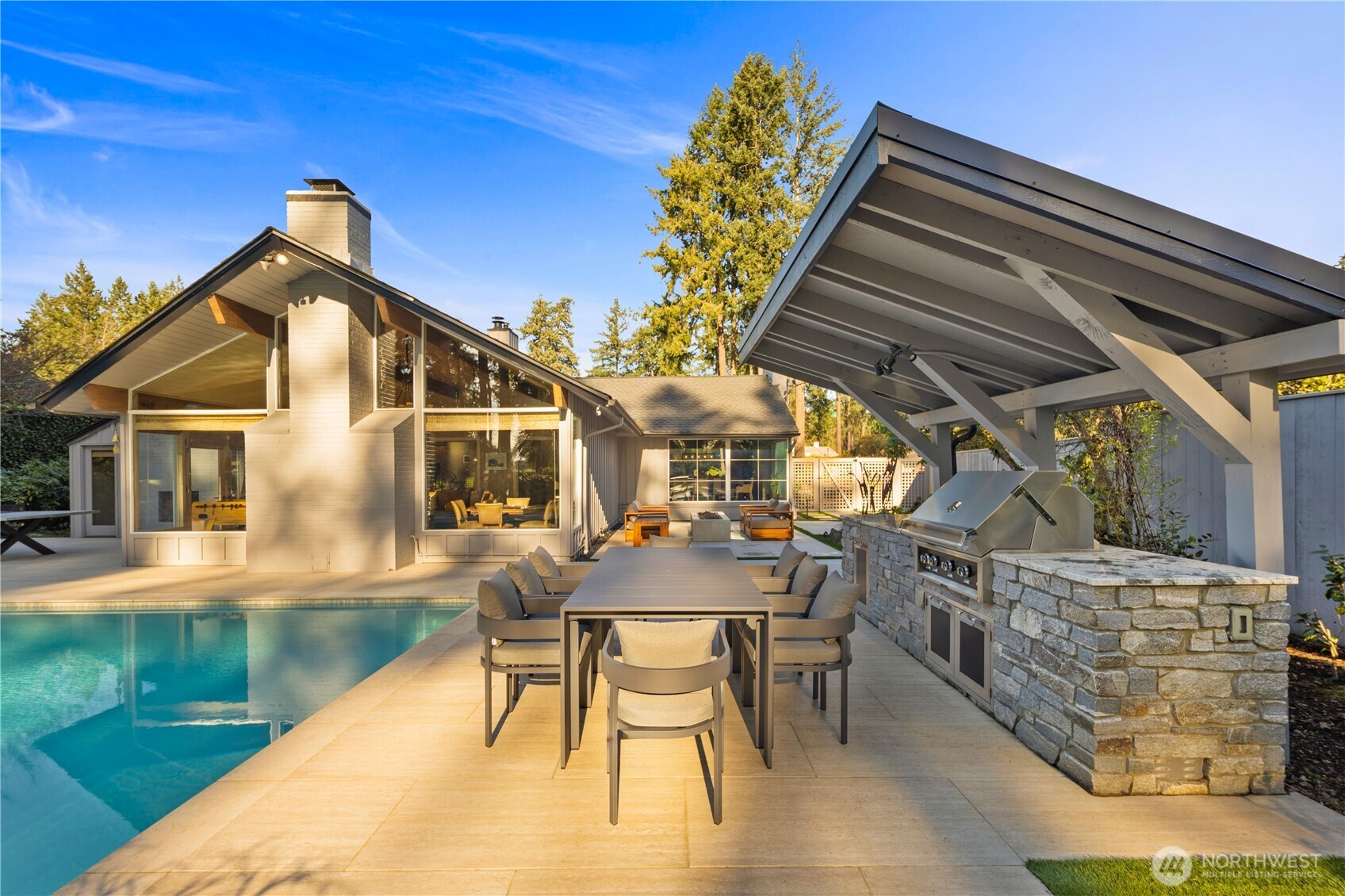 27 Forest Glen Lane SW