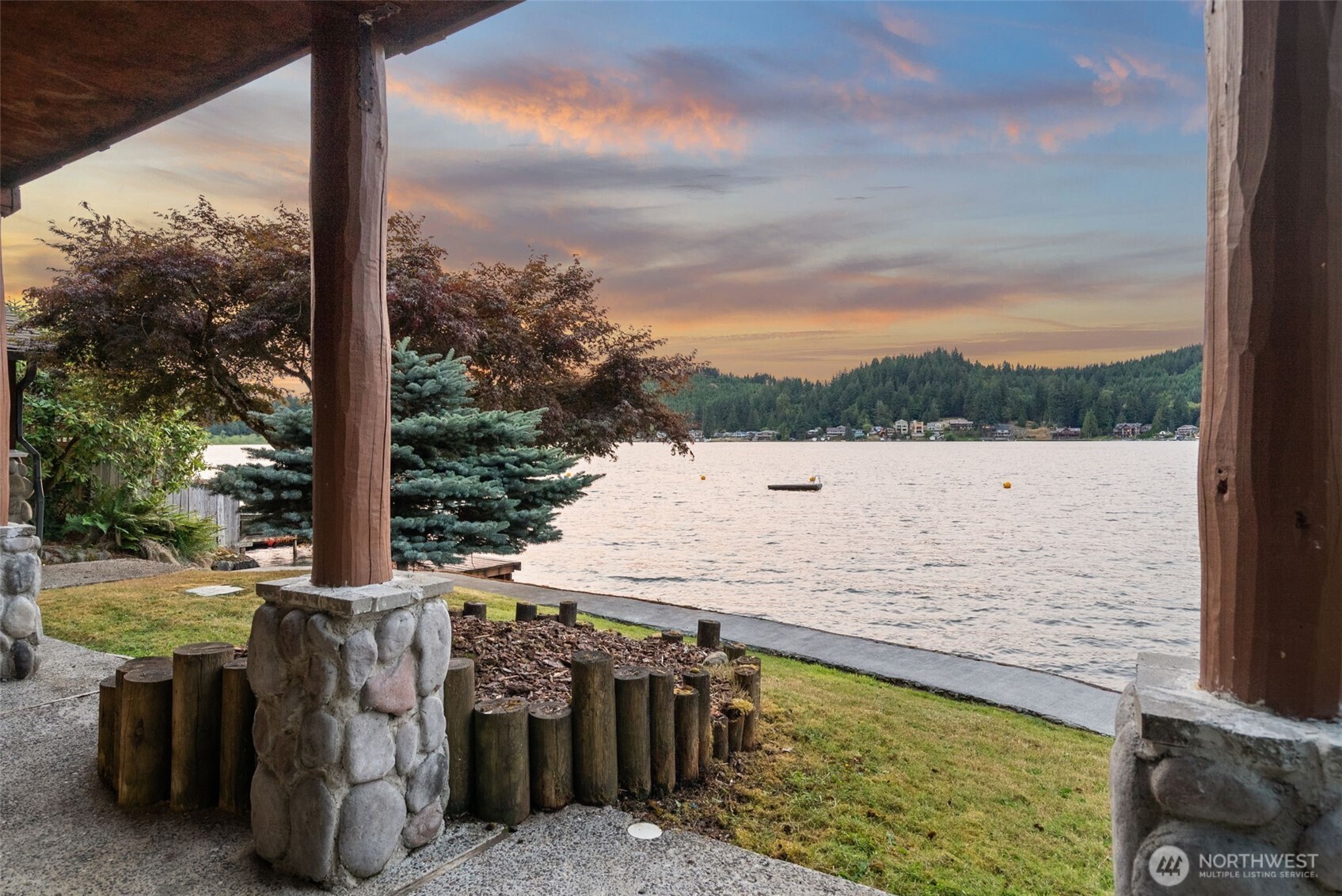 545 Summit Lake Shore Road NW