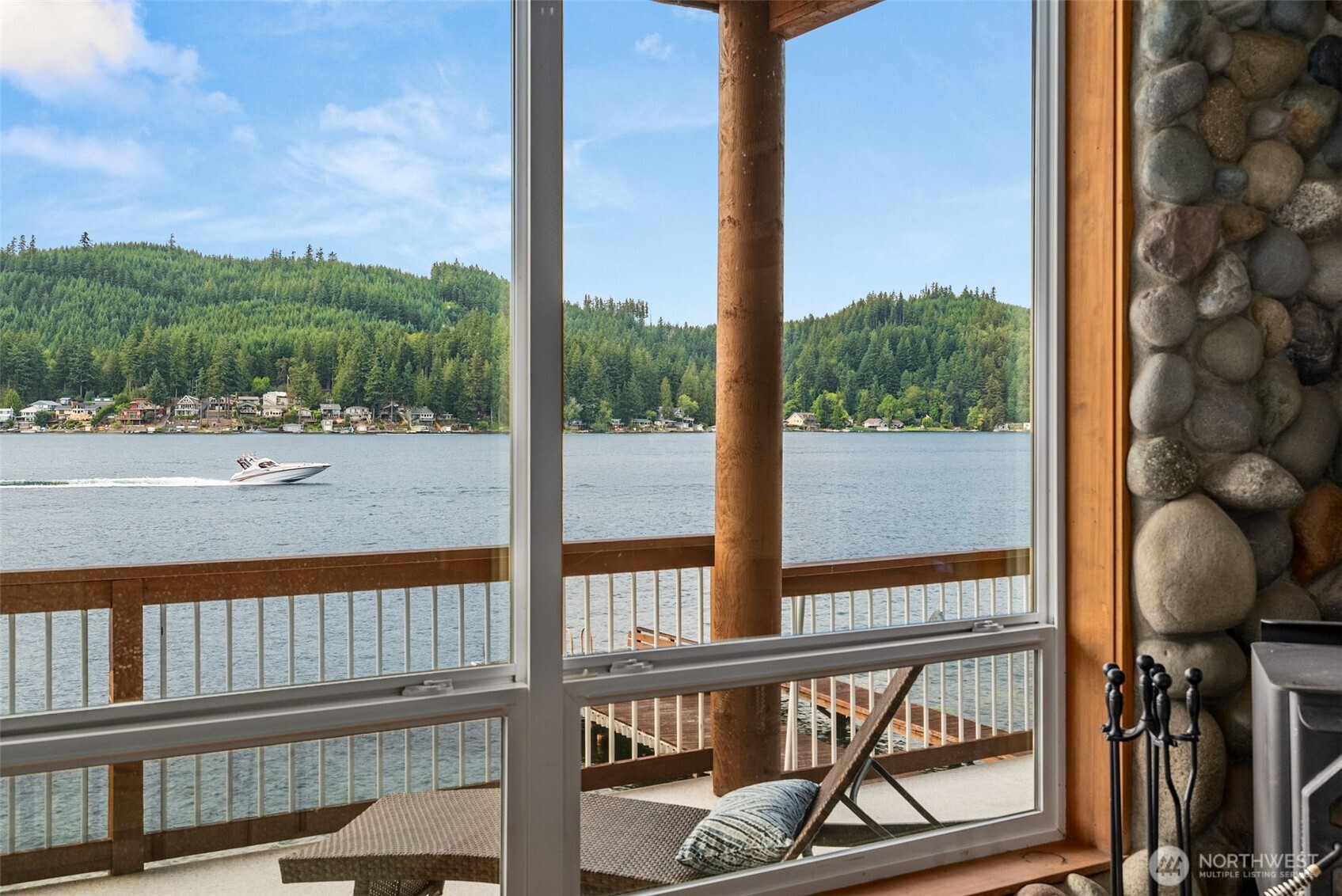 545 Summit Lake Shore Road NW