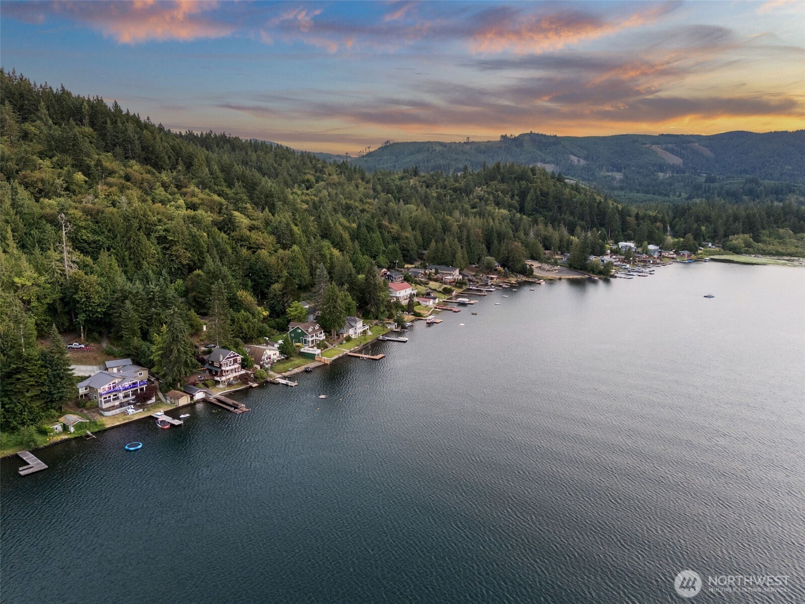 545 Summit Lake Shore Road NW