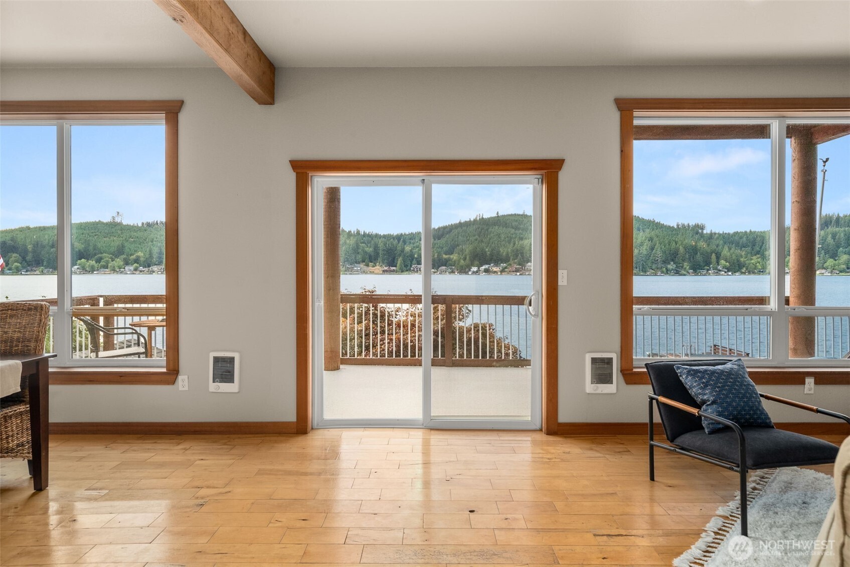 545 Summit Lake Shore Road NW