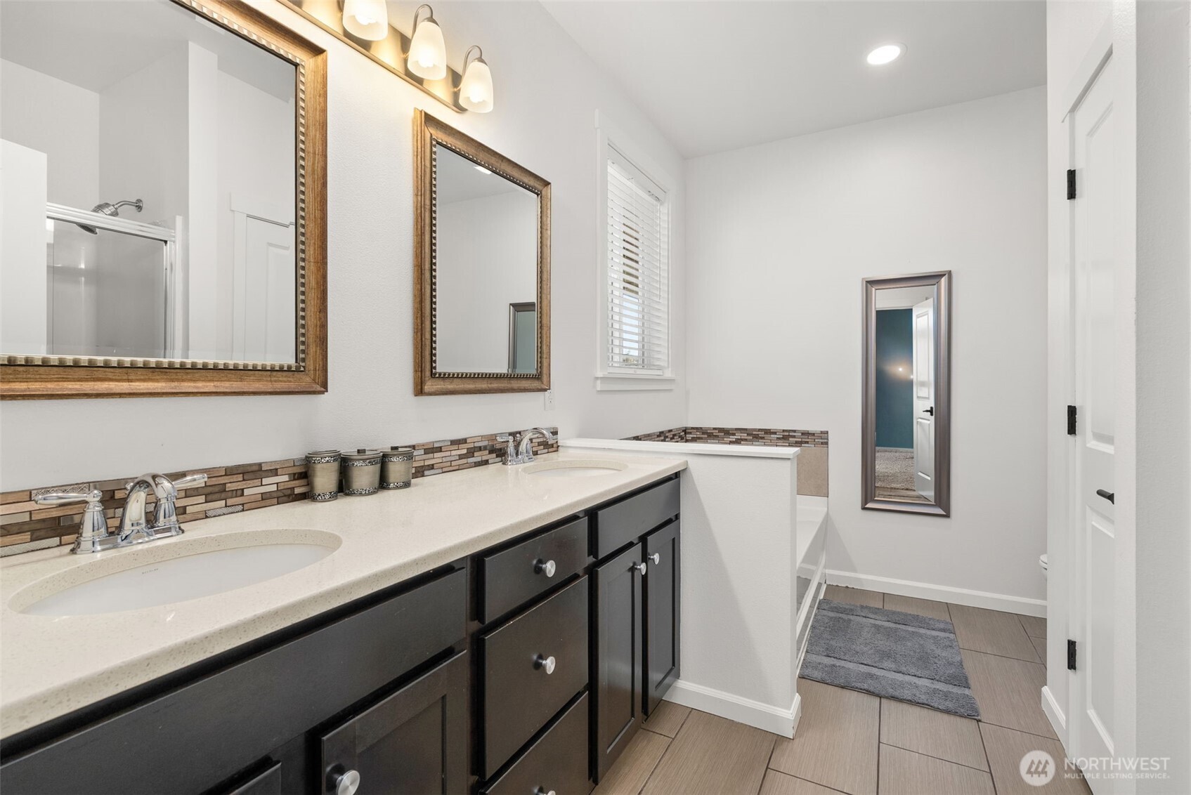 9912 138th Avenue SE