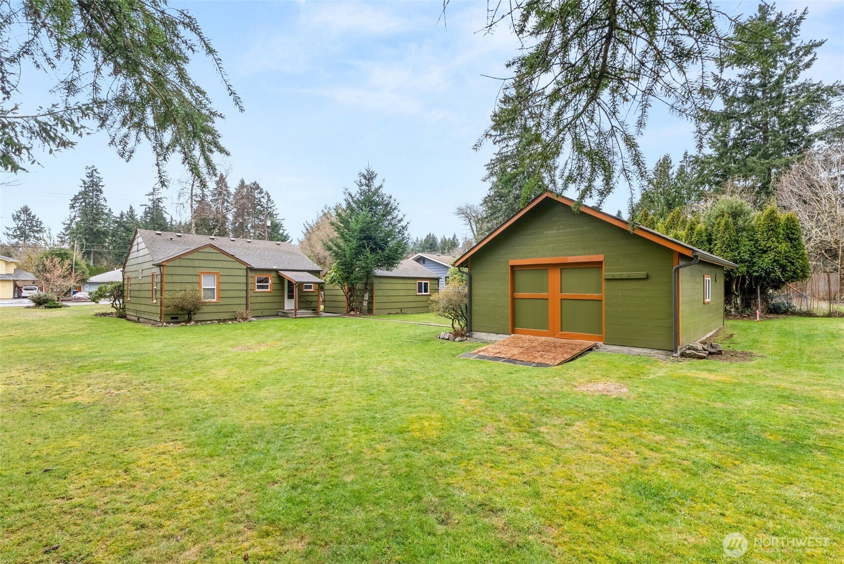 1912 Elliott Avenue NW