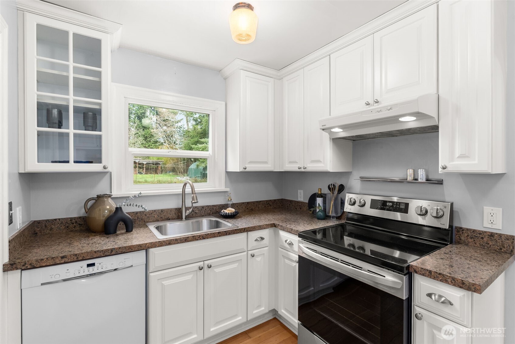 1912 Elliott Avenue NW