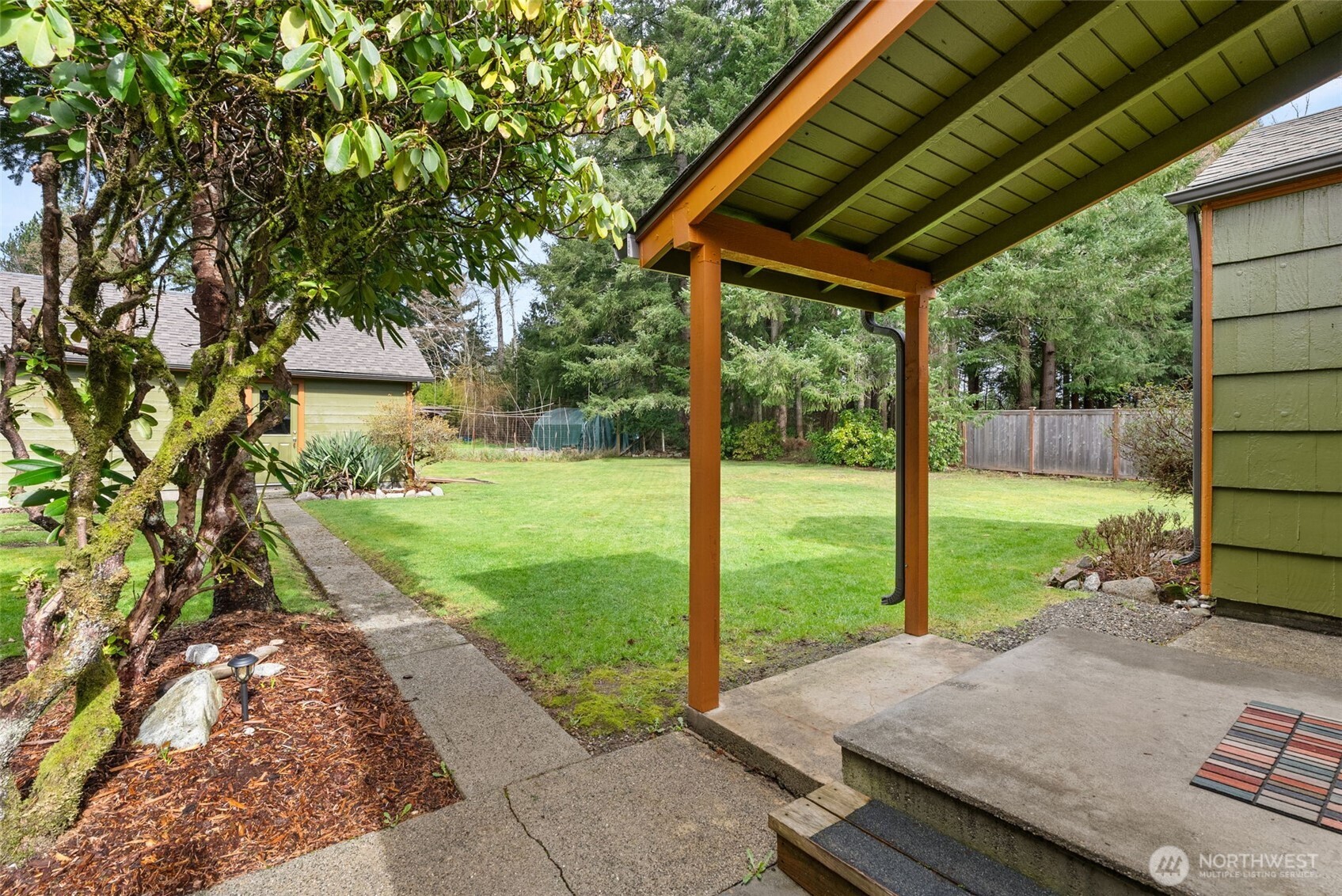 1912 Elliott Avenue NW