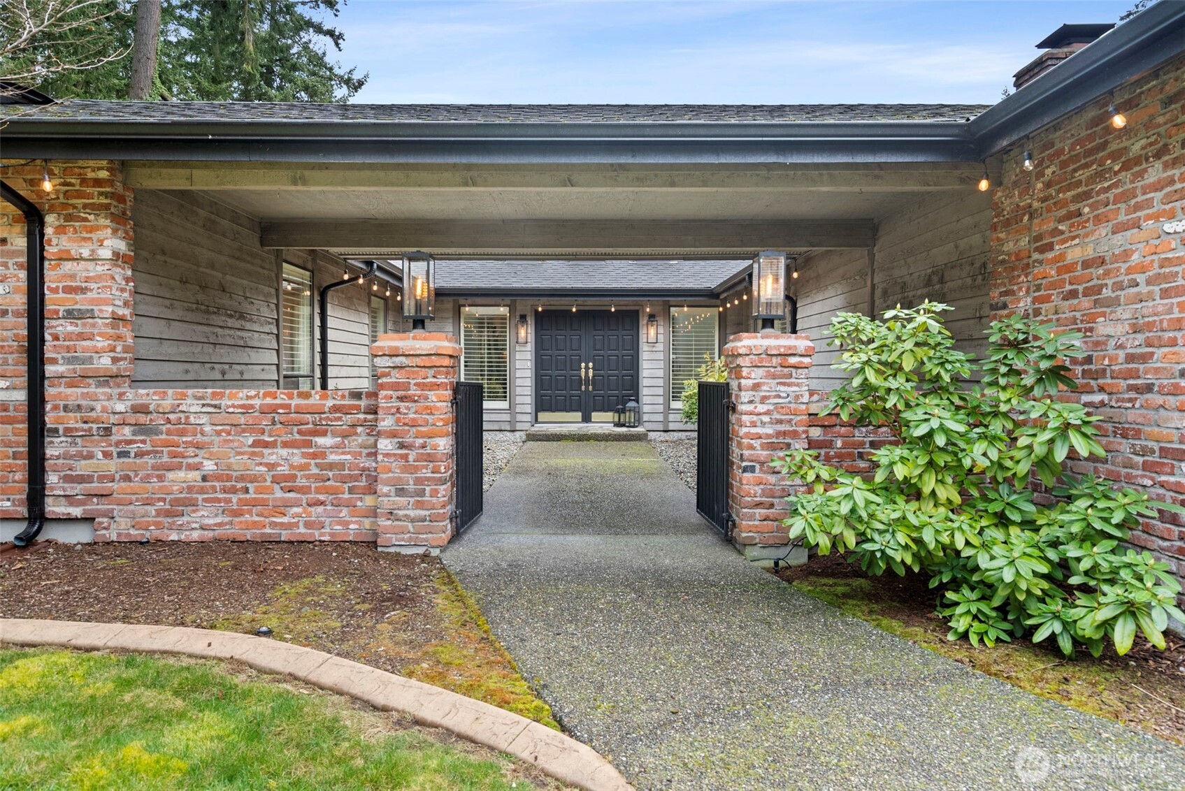 11724 Madera Drive SW