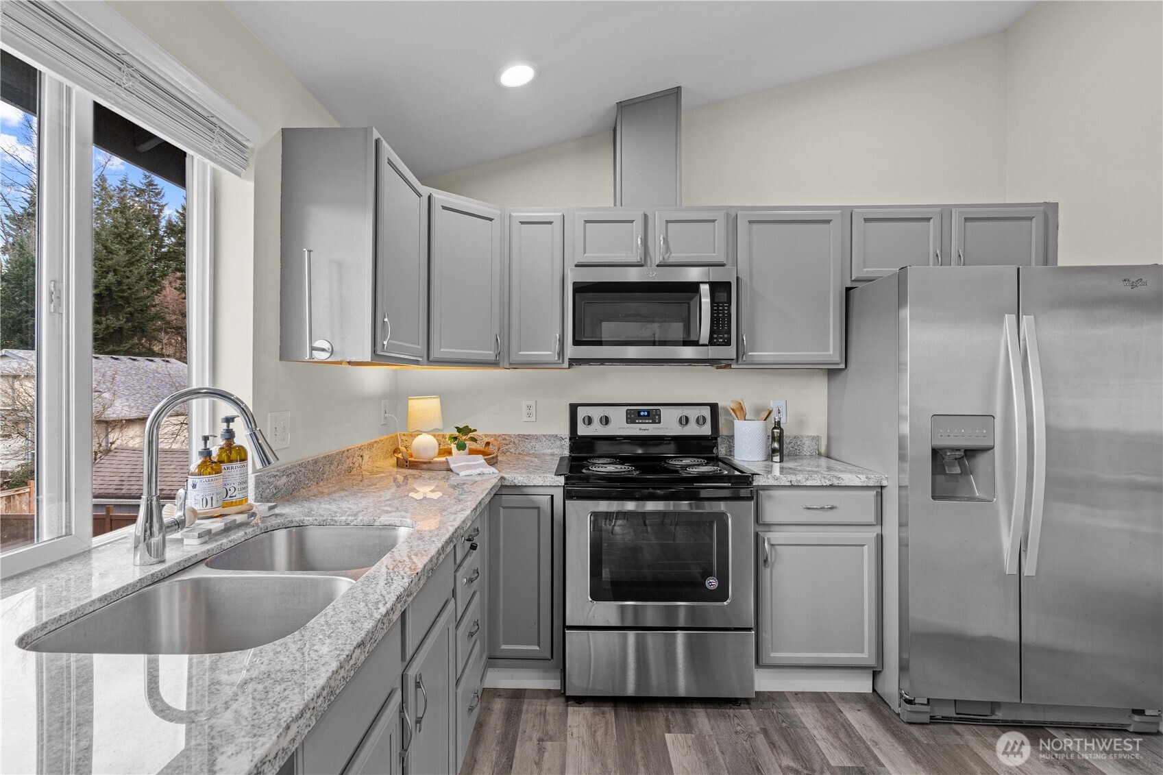 8719 204th Street Ct E