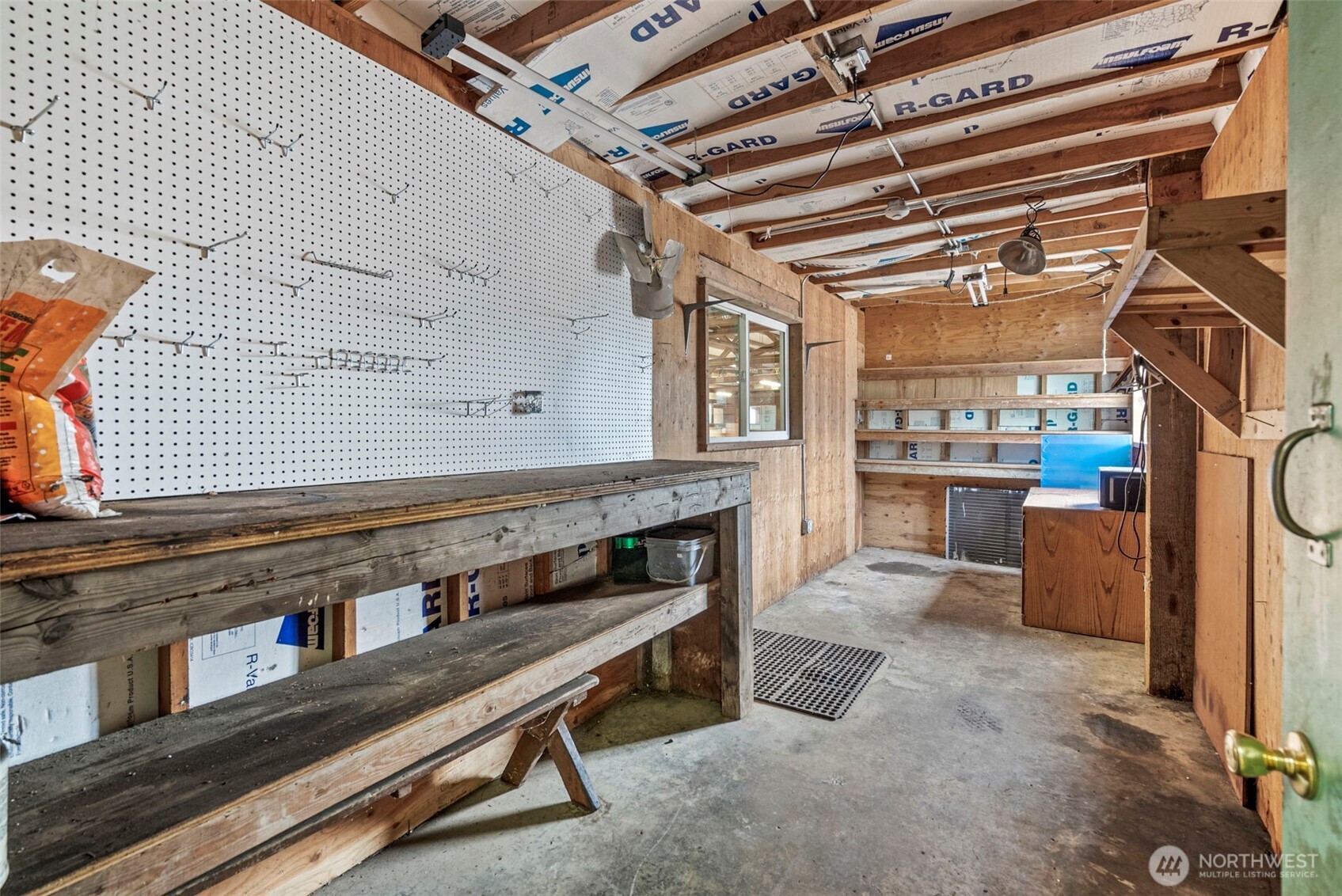 200 SE Clearwater Ridge