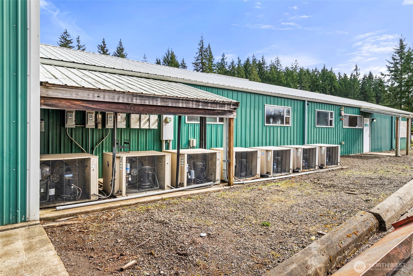 200 SE Clearwater Ridge