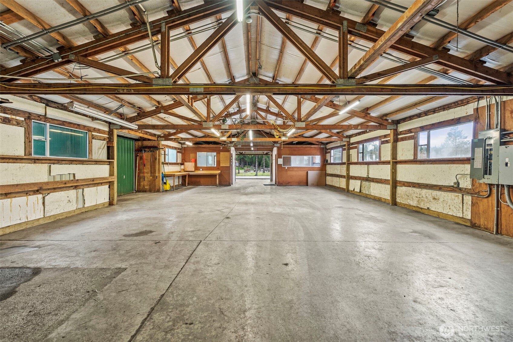 200 SE Clearwater Ridge