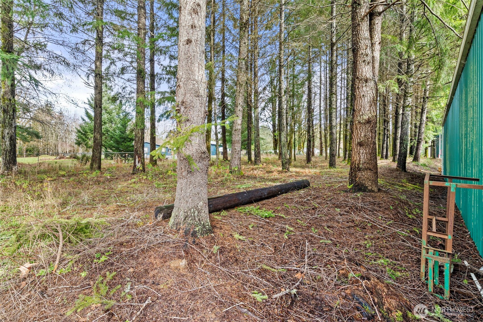 200 SE Clearwater Ridge