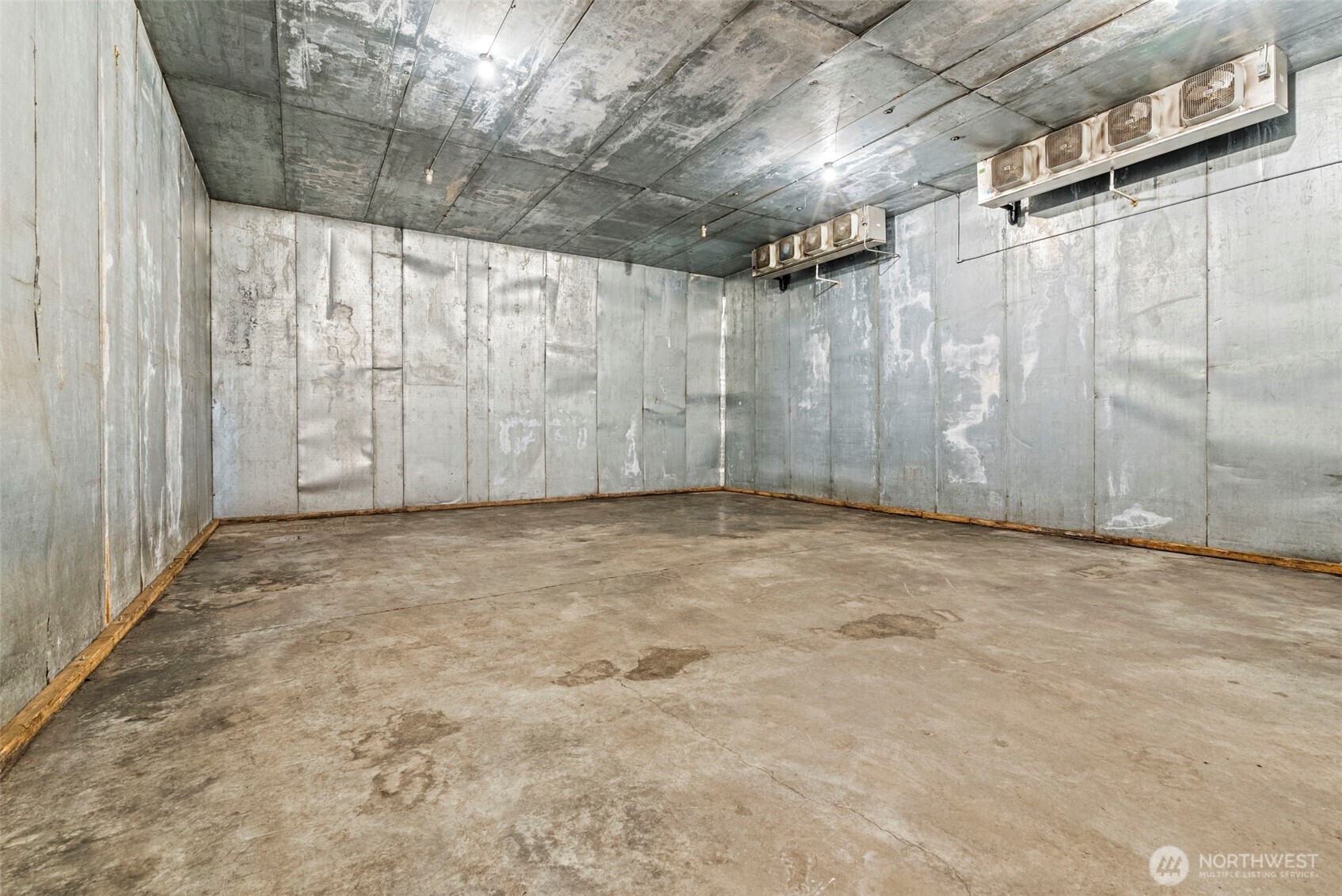 200 SE Clearwater Ridge