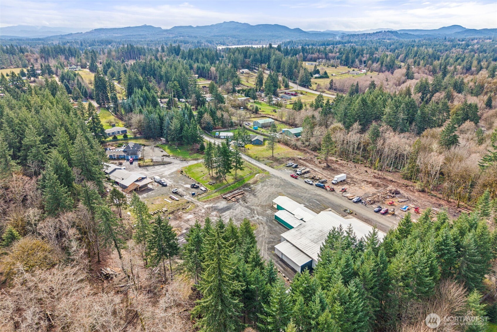 200 SE Clearwater Ridge