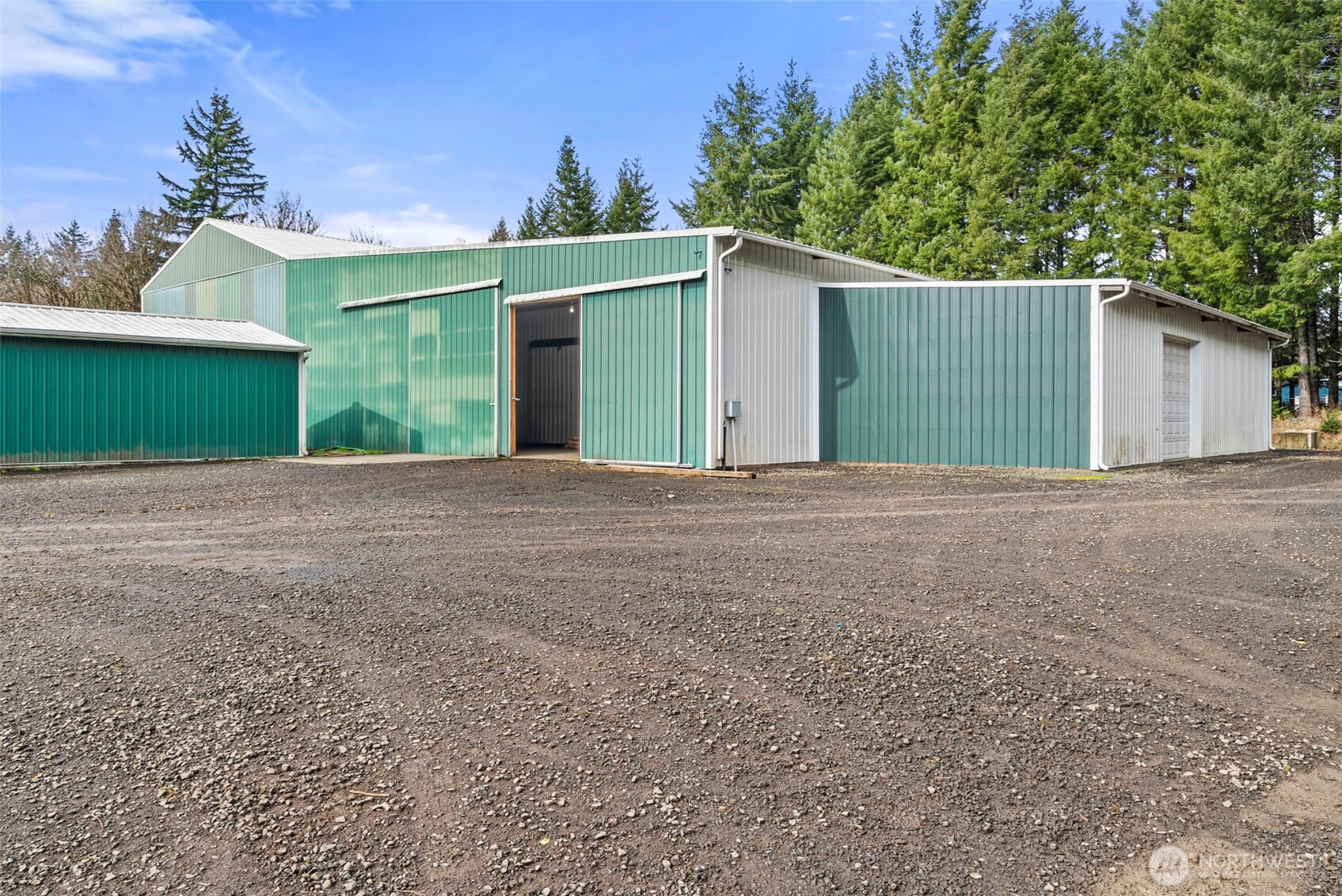 200 SE Clearwater Ridge