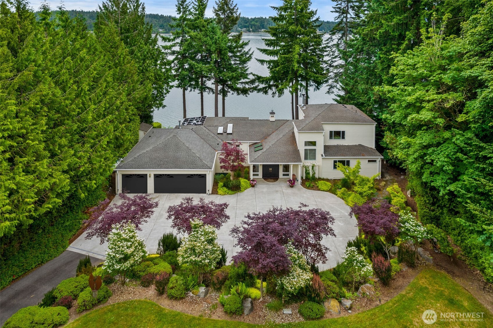 3236 Gravelly Beach Loop NW