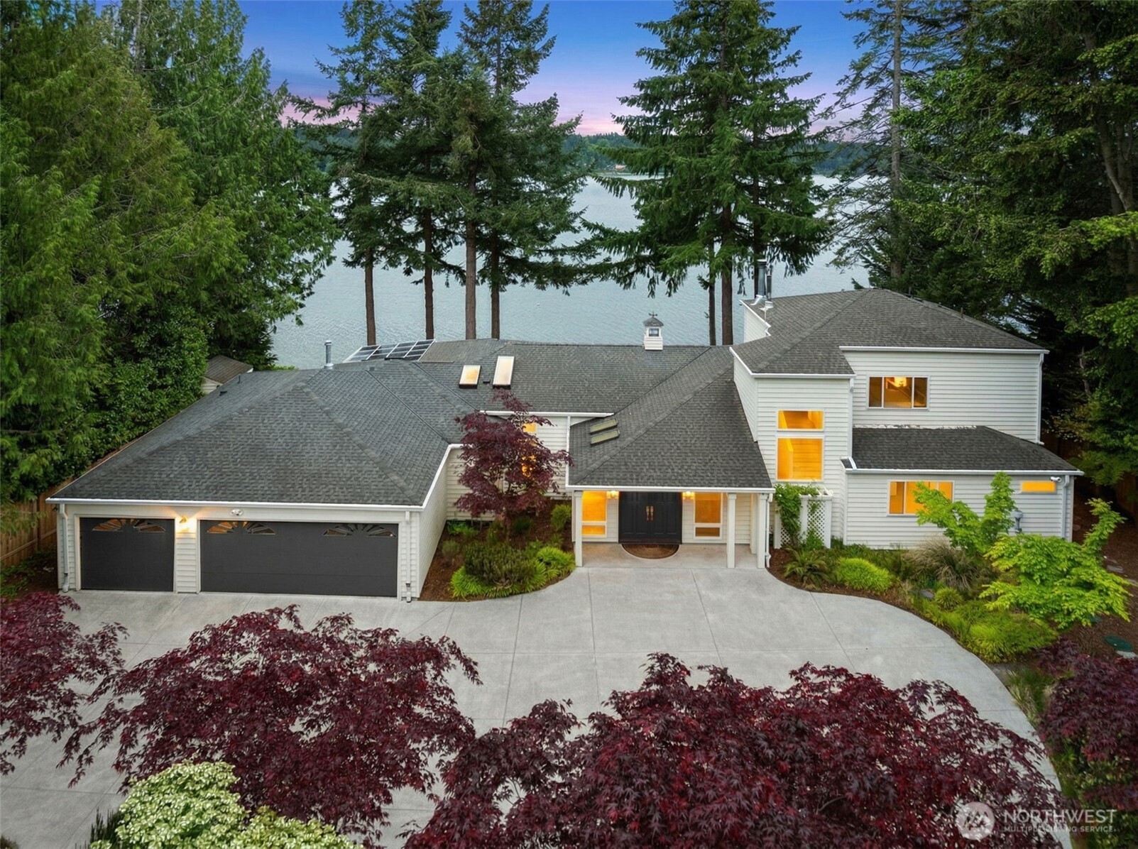 3236 Gravelly Beach Loop NW