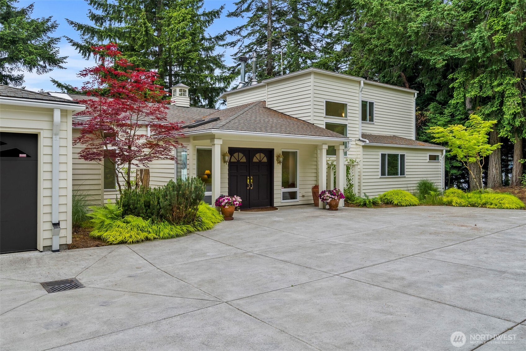 3236 Gravelly Beach Loop NW